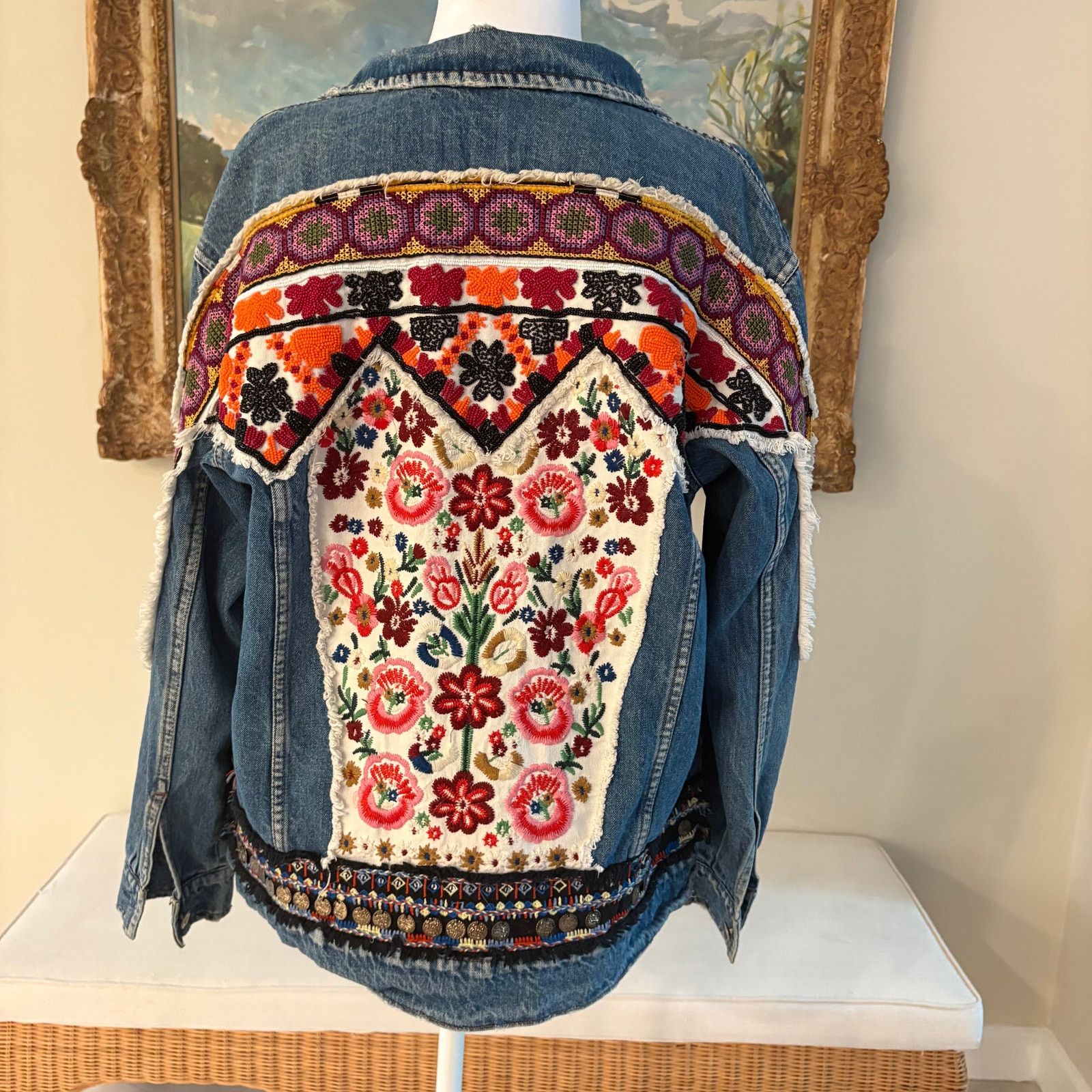 Zara Zara TRF Trafaluc Embroidered Oversized Denim Jacket M Size M / US 6-8 / IT 42-44 - 2 Thumbnail