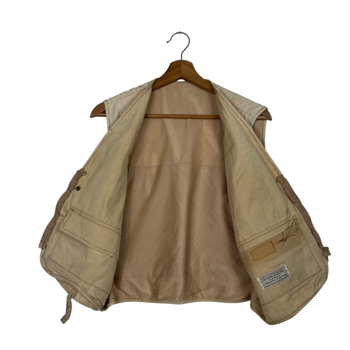 Japanese Brand Flying Tigers Multipocket Tactical Fishing Vest Size US M / EU 48-50 / 2 - 11 Thumbnail