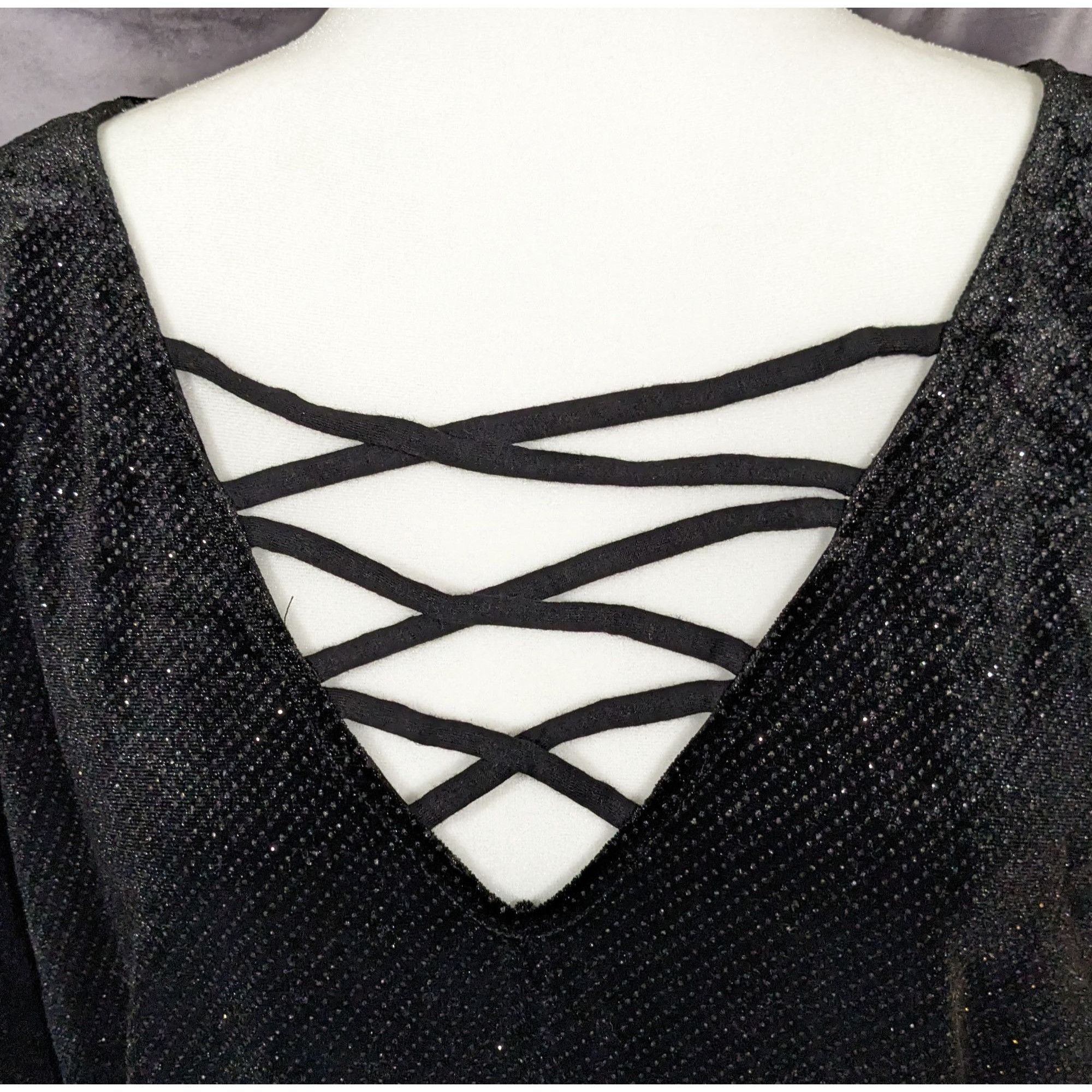 Jennifer Lopez Dark Glam Velvet Glitter Top by Jennifer Lopez Size XL / US 12-14 / IT 48-50 - 4 Thumbnail