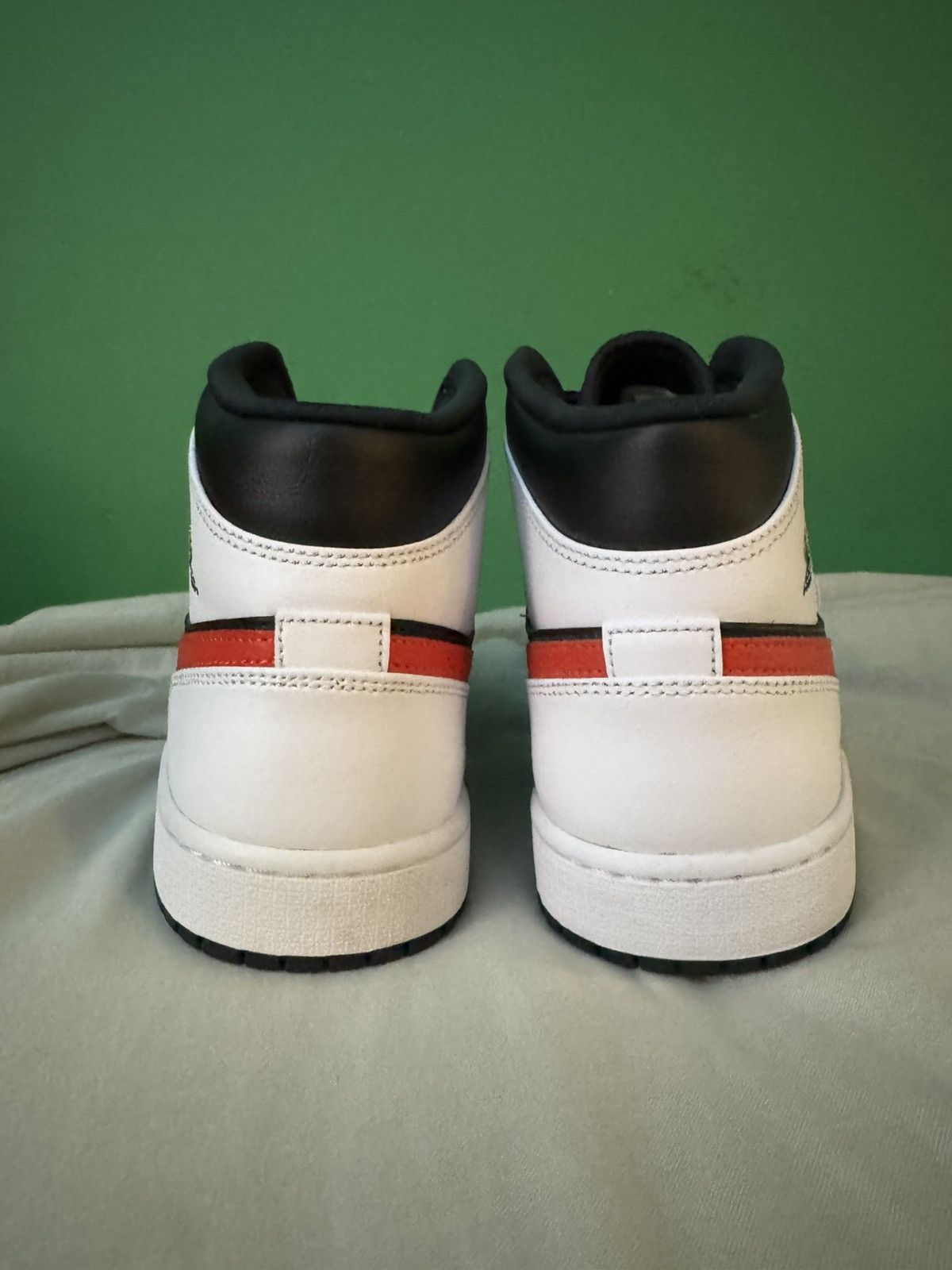 Jordan Brand Jordan 1 mid chile red 2021 Size US 11 / EU 44 - 3 Thumbnail