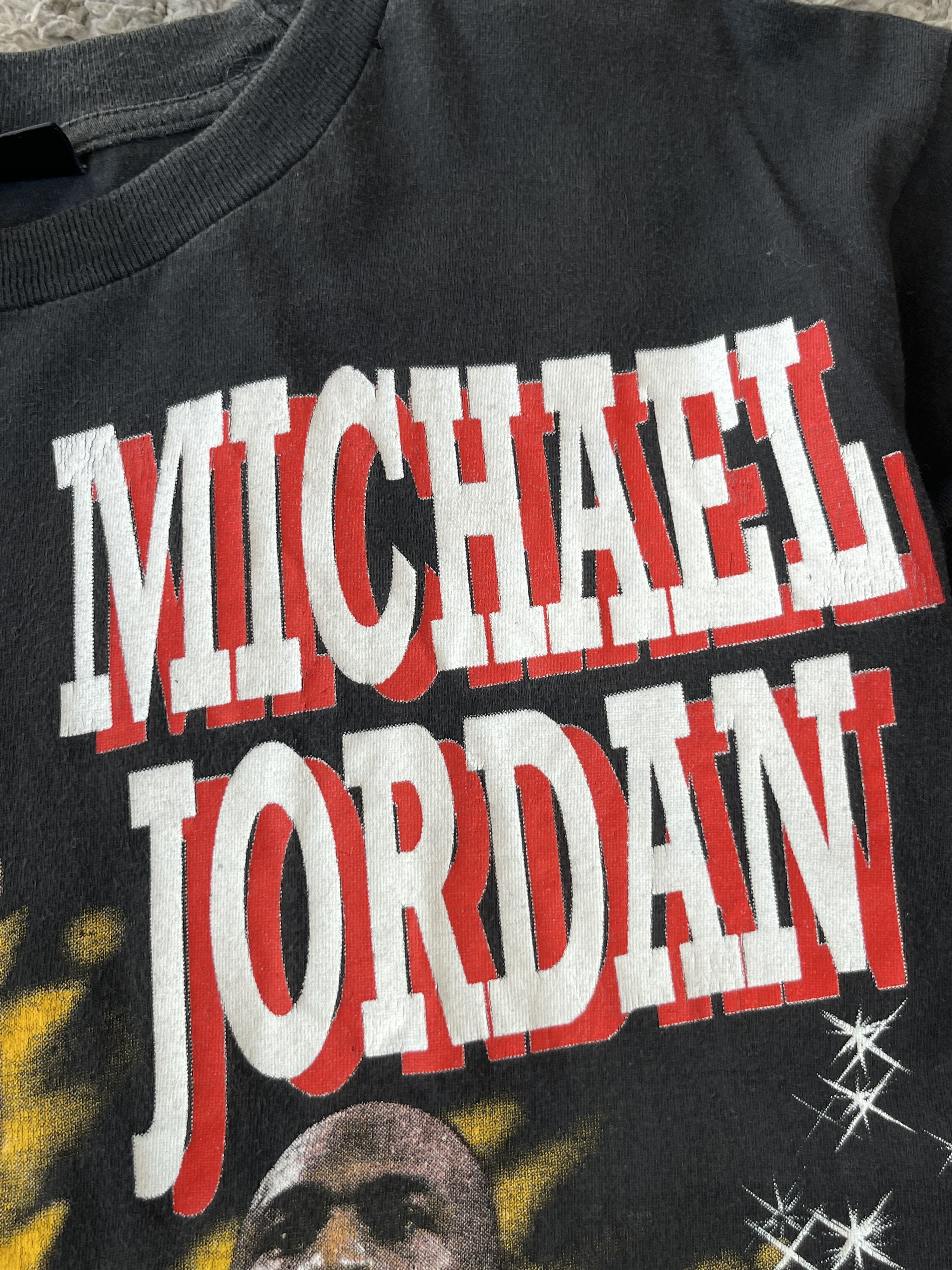 NBA MICHAEL JORDAN Chicago Bulls All Over Print Single Stitch Size US M / EU 48-50 / 2 - 6 Thumbnail