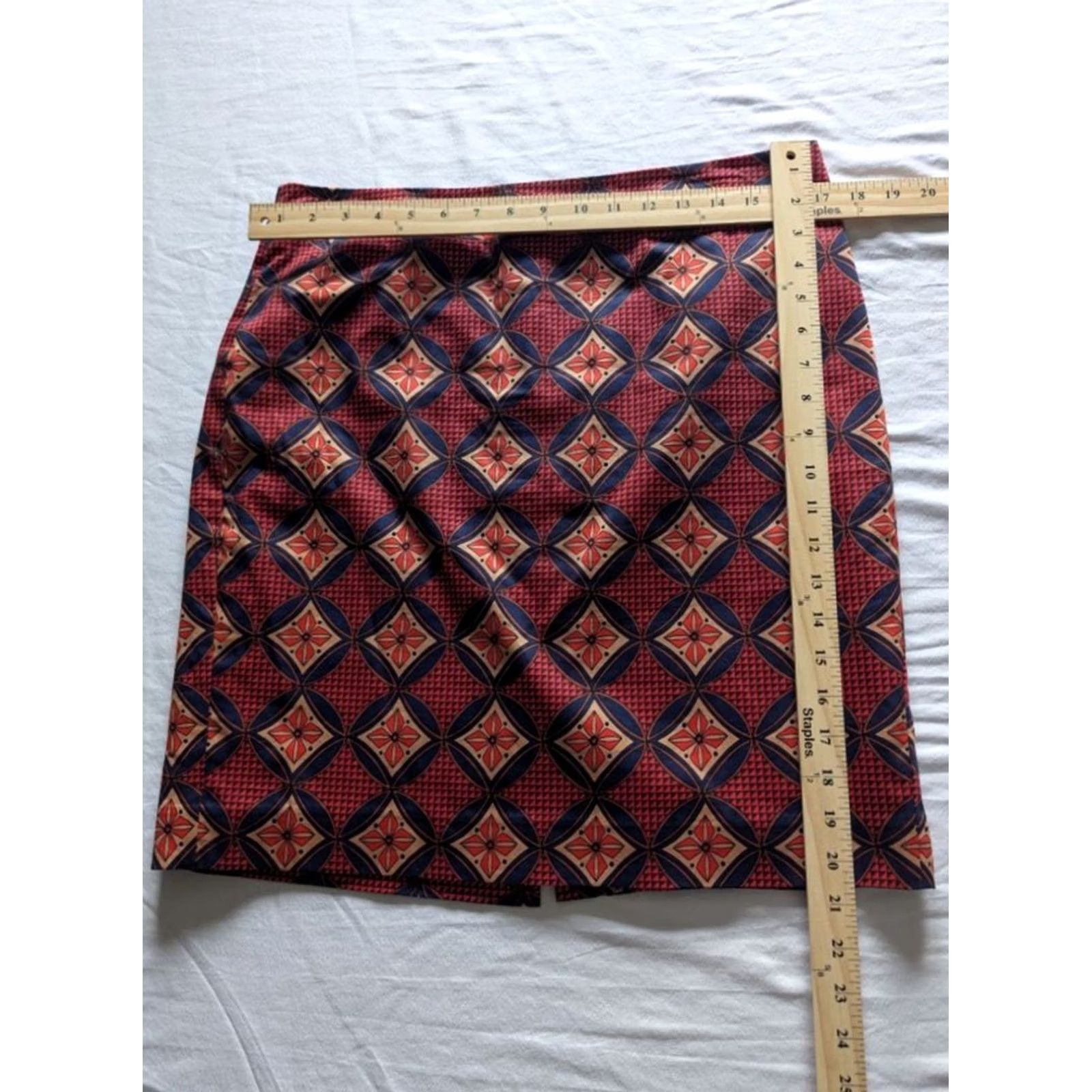 Ann Taylor Ann Taylor Petite Womens 12P Blue Red Geometric Skirt Retro Size 34" / US 12 / IT 48 - 6 Thumbnail