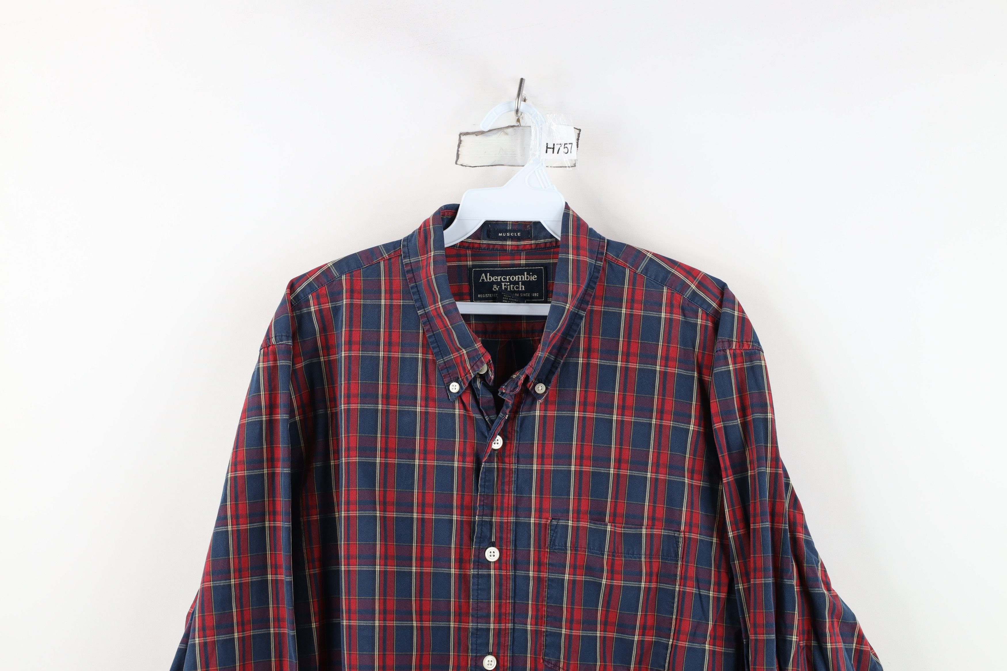 Abercrombie & Fitch Vintage Abercrombie & Fitch Collared Button Down Shirt Size US L / EU 52-54 / 3 - 2 Thumbnail