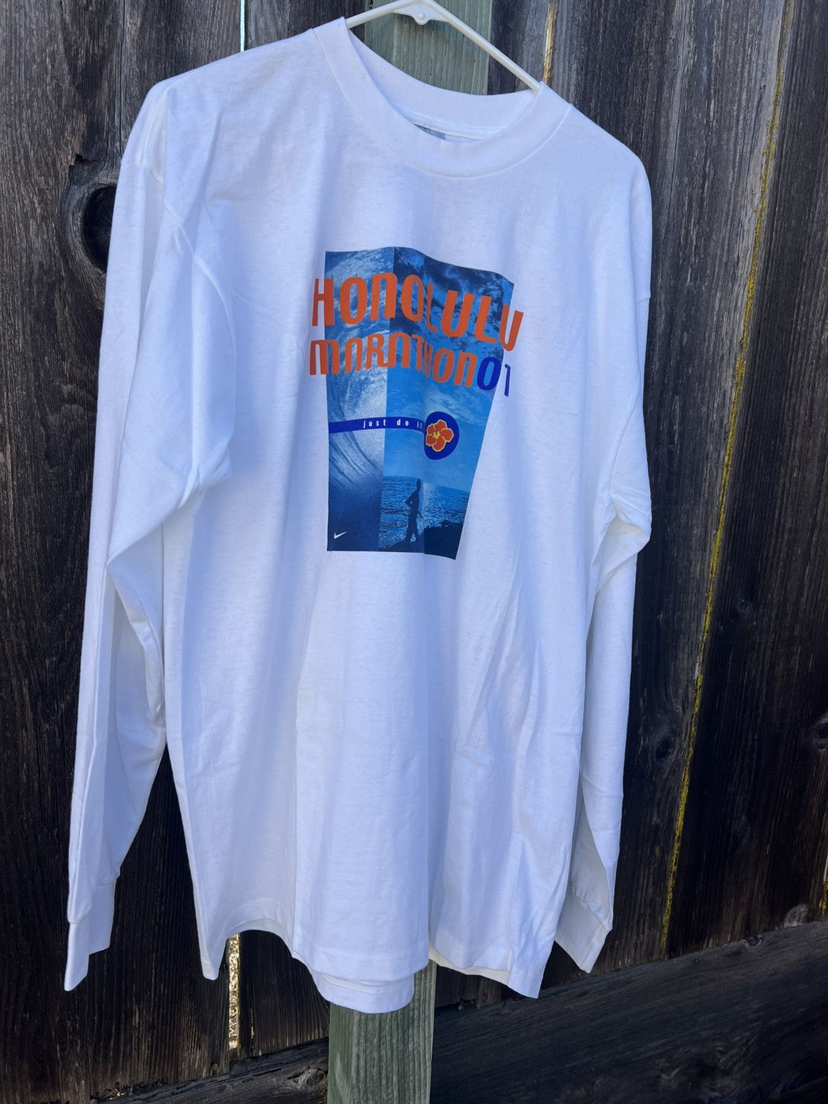 Nike Vintage Nike Long Sleeve Honolulu Marathon 2001 White Cotton Size US M / EU 48-50 / 2 - 7 Thumbnail