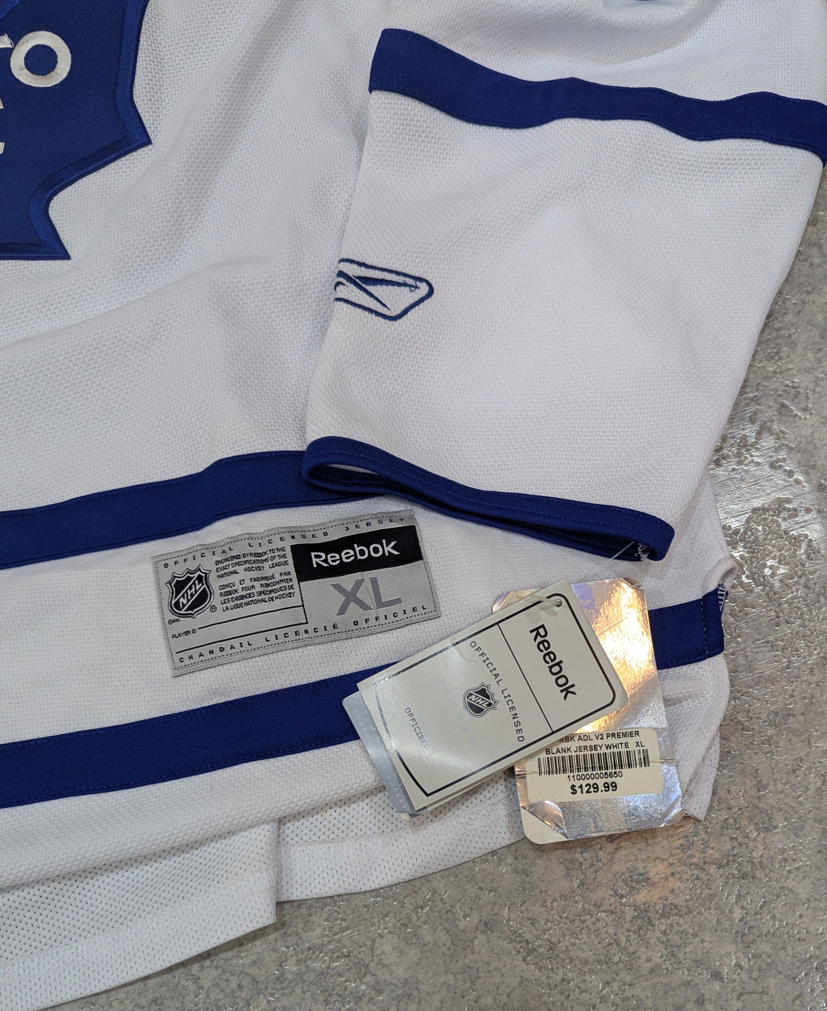 Reebok Canadien Maple Leafs x Connolly 12 Size US XL / EU 56 / 4 - 9 Thumbnail