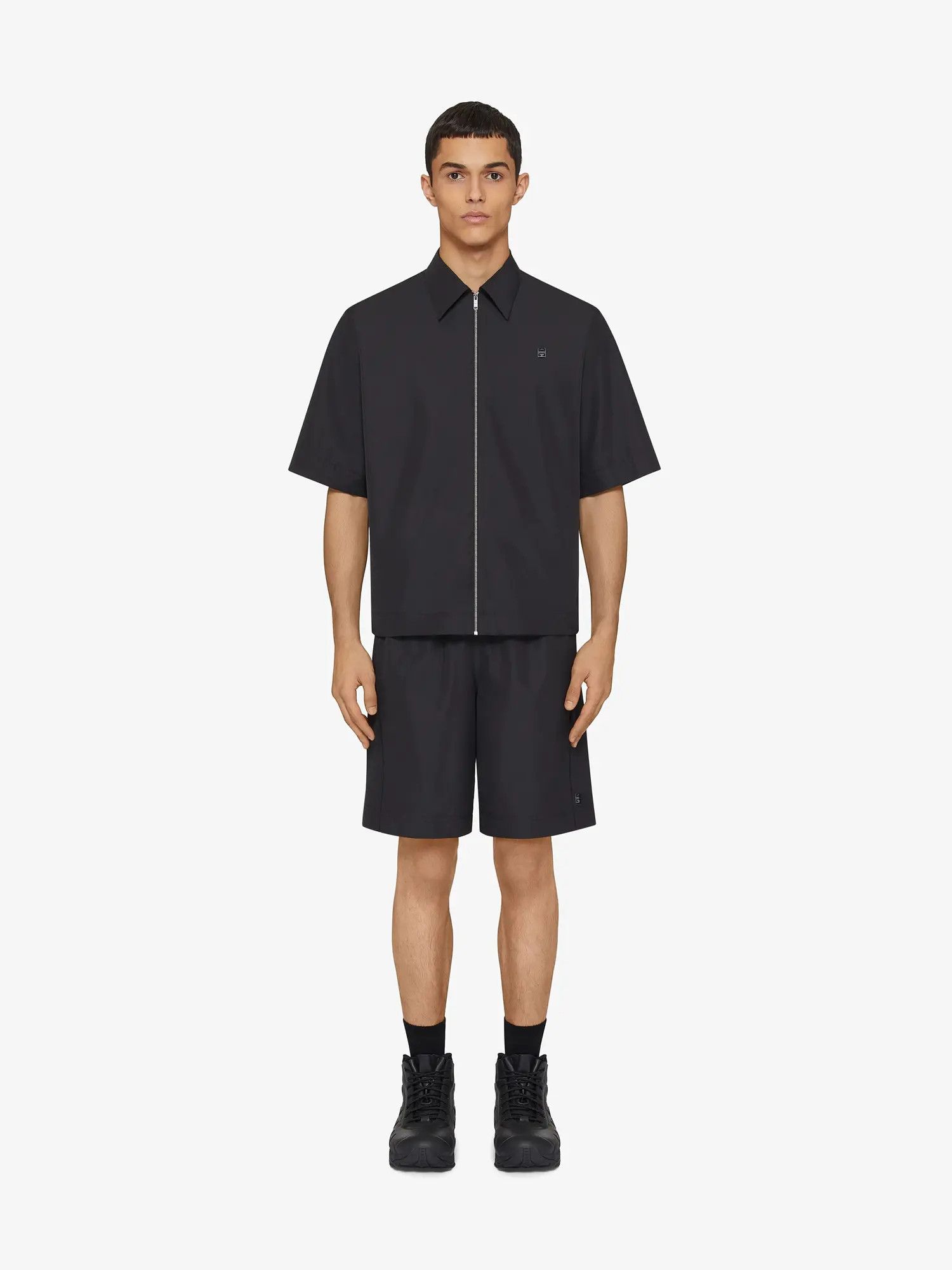 Givenchy o1w1db10426 Casual Zipped Shirt in Black Size US S / EU 44-46 / 1 - 2 Thumbnail