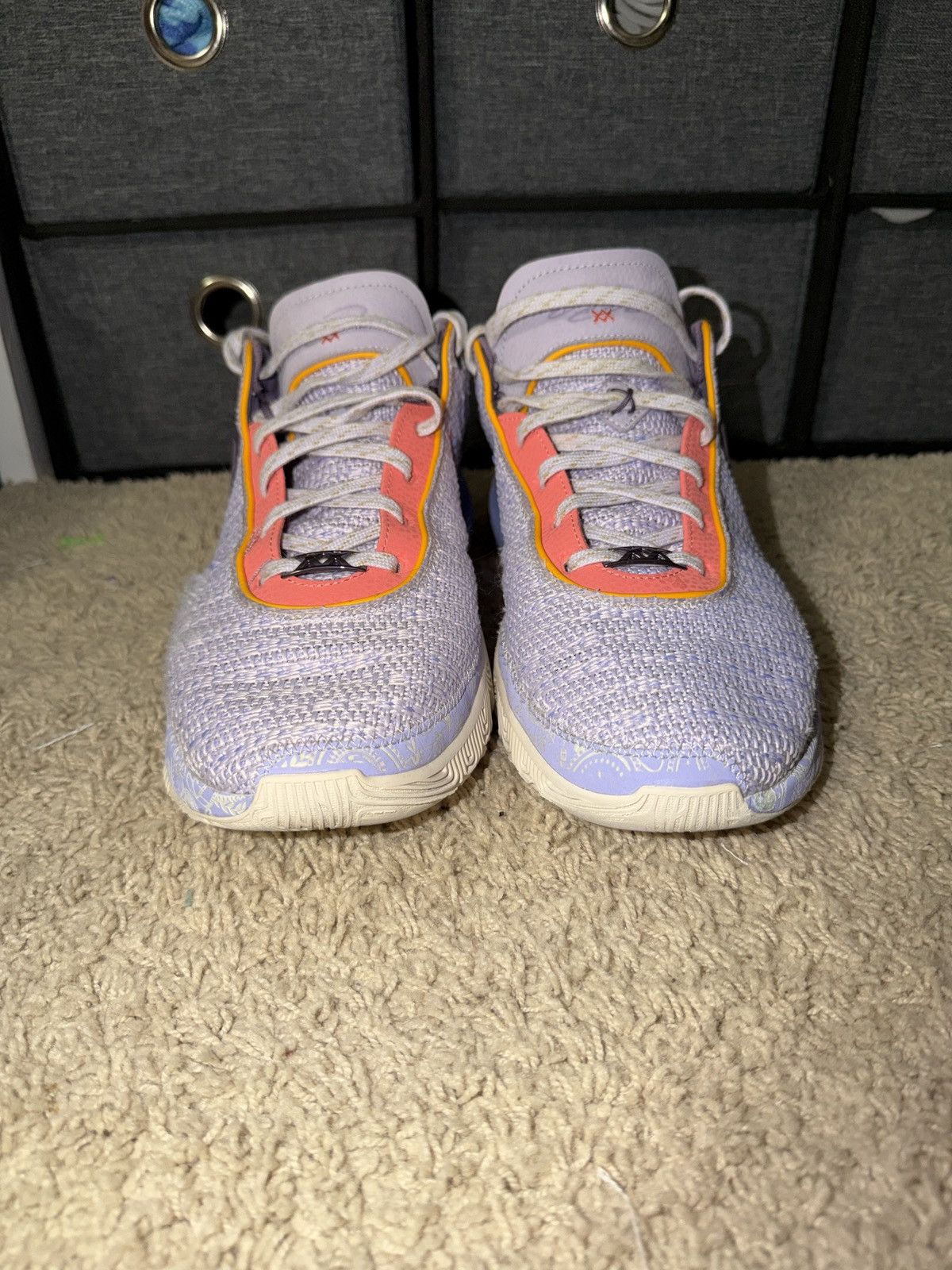 Nike LeBron Pink Diamond Collection Size US 13 / EU 46 - 3 Thumbnail