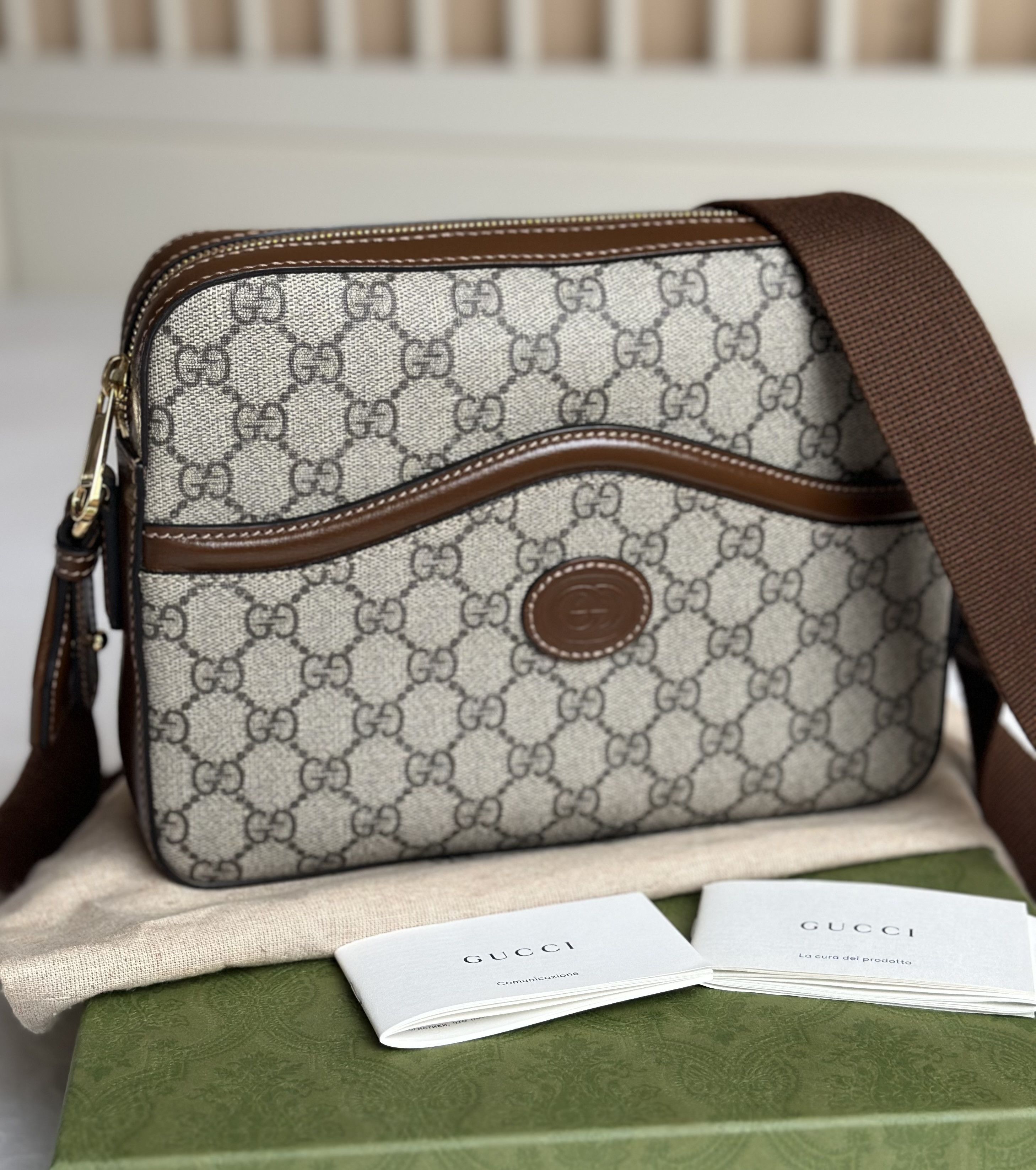 Gucci Gucci Interlocking G Messenger Bag | Grailed