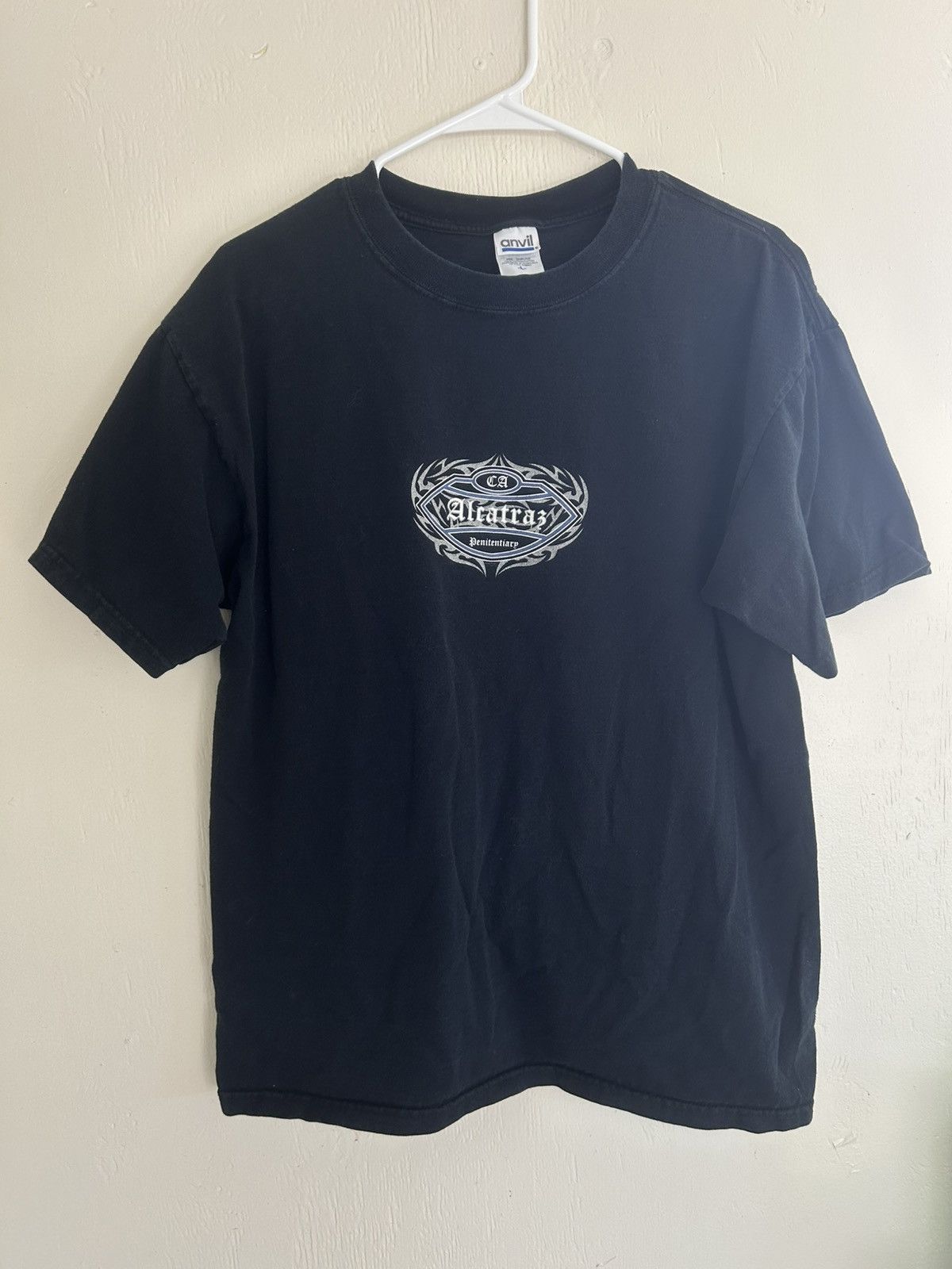 Vintage Alcatraz Penitentiary California Logo Tshirt Size US L / EU 52-54 / 3 - 1 Thumbnail