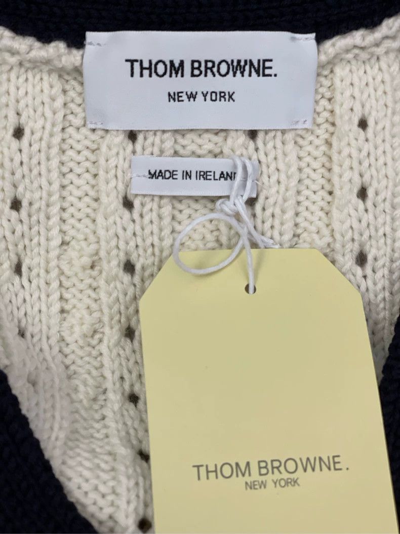 Thom Browne Thom browne Red and white color block four-striped wool kni Size US S / EU 44-46 / 1 - 5 Thumbnail