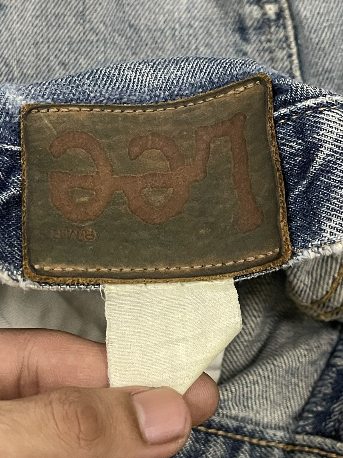 Lee Vintage 90s Lee Riders Blue Wash Distress Baggy Jeans Size US 27 - 8 Thumbnail