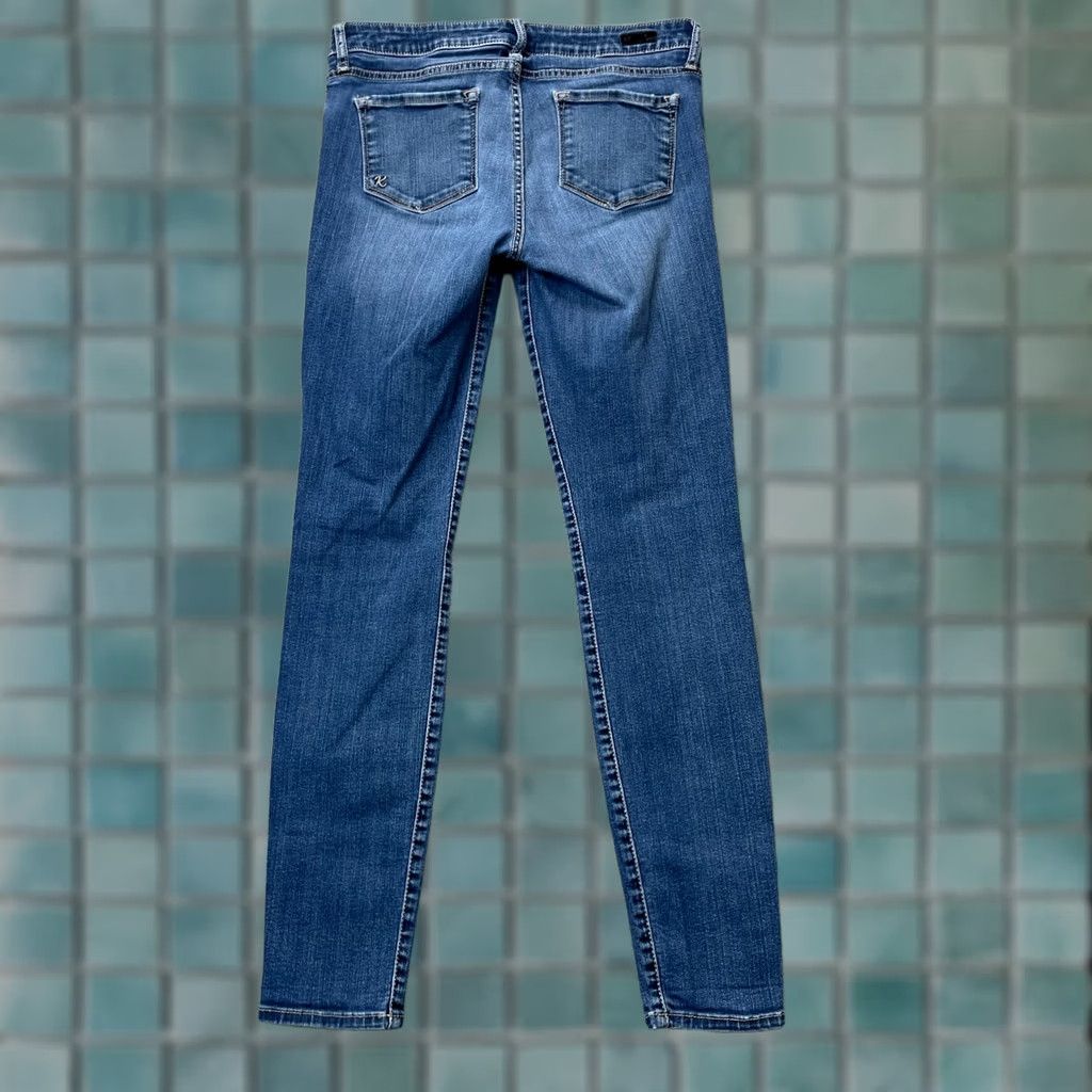 Vintage Kut From The Kloth Jeans Womens 8 Blue Skinny Leg Stretch Distressed Toothpick Size 30" / US 8 / IT 44 - 1 Thumbnail