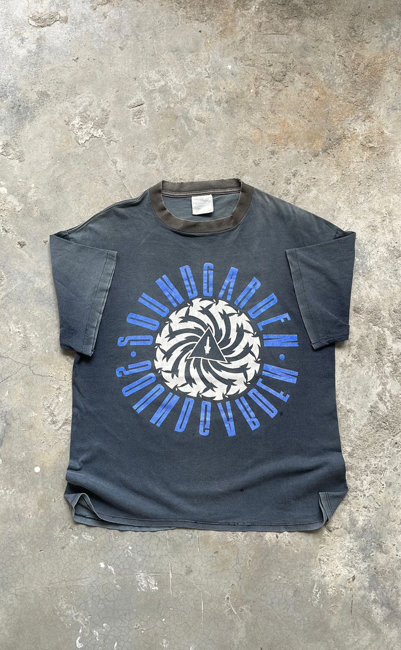 Vintage Vintage 1992 Soundgarden Badmotorfinger Size US L / EU 52-54 / 3 - 3 Thumbnail
