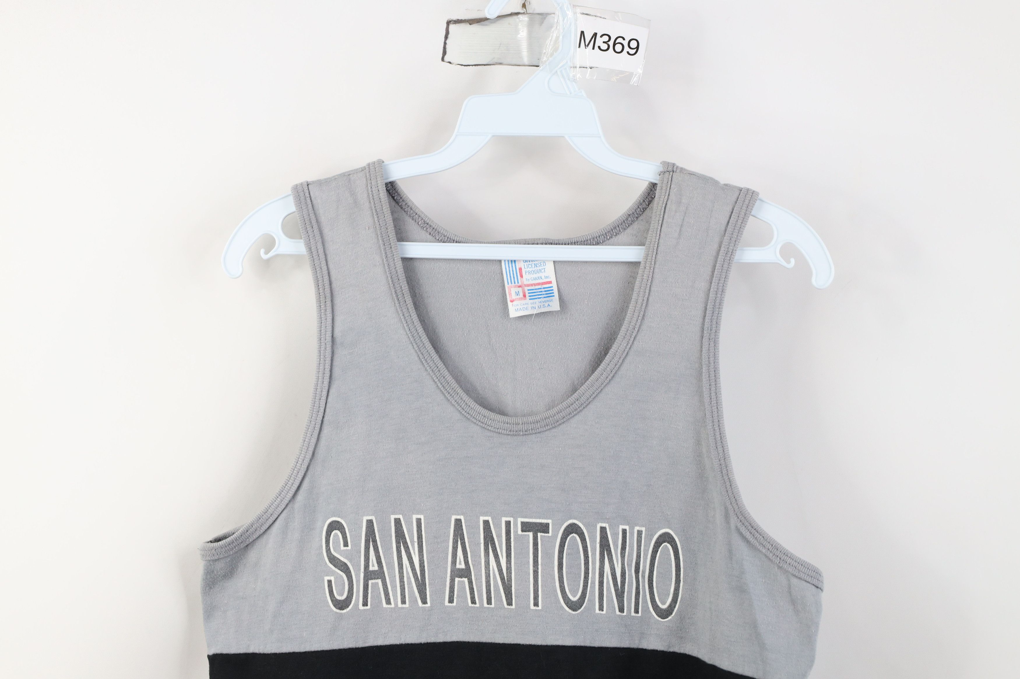 Vintage Vintage 90s Fiesta San Antonio Spurs Tank Top T-Shirt Size US M / EU 48-50 / 2 - 2 Thumbnail