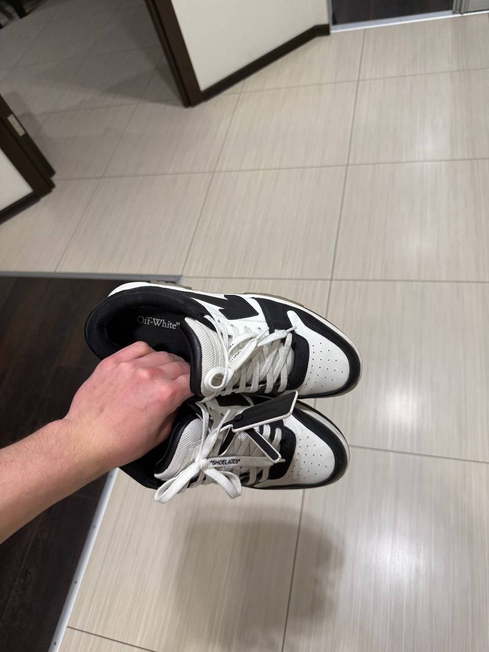 Off-White Off White out of office Size US 10 / EU 43 - 3 Thumbnail