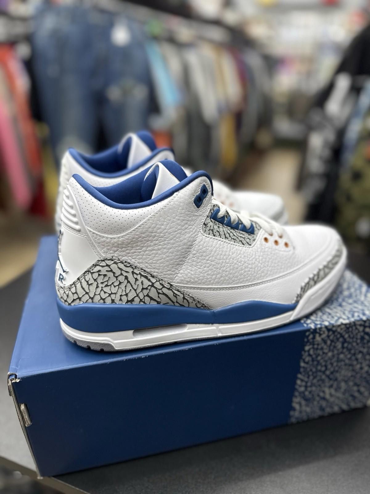 Jordan Brand Jordan 3 Retro Washington Wizards (CT8532-148) Size 10.5 - Size US 10.5 / EU 43-44 - 3 Thumbnail