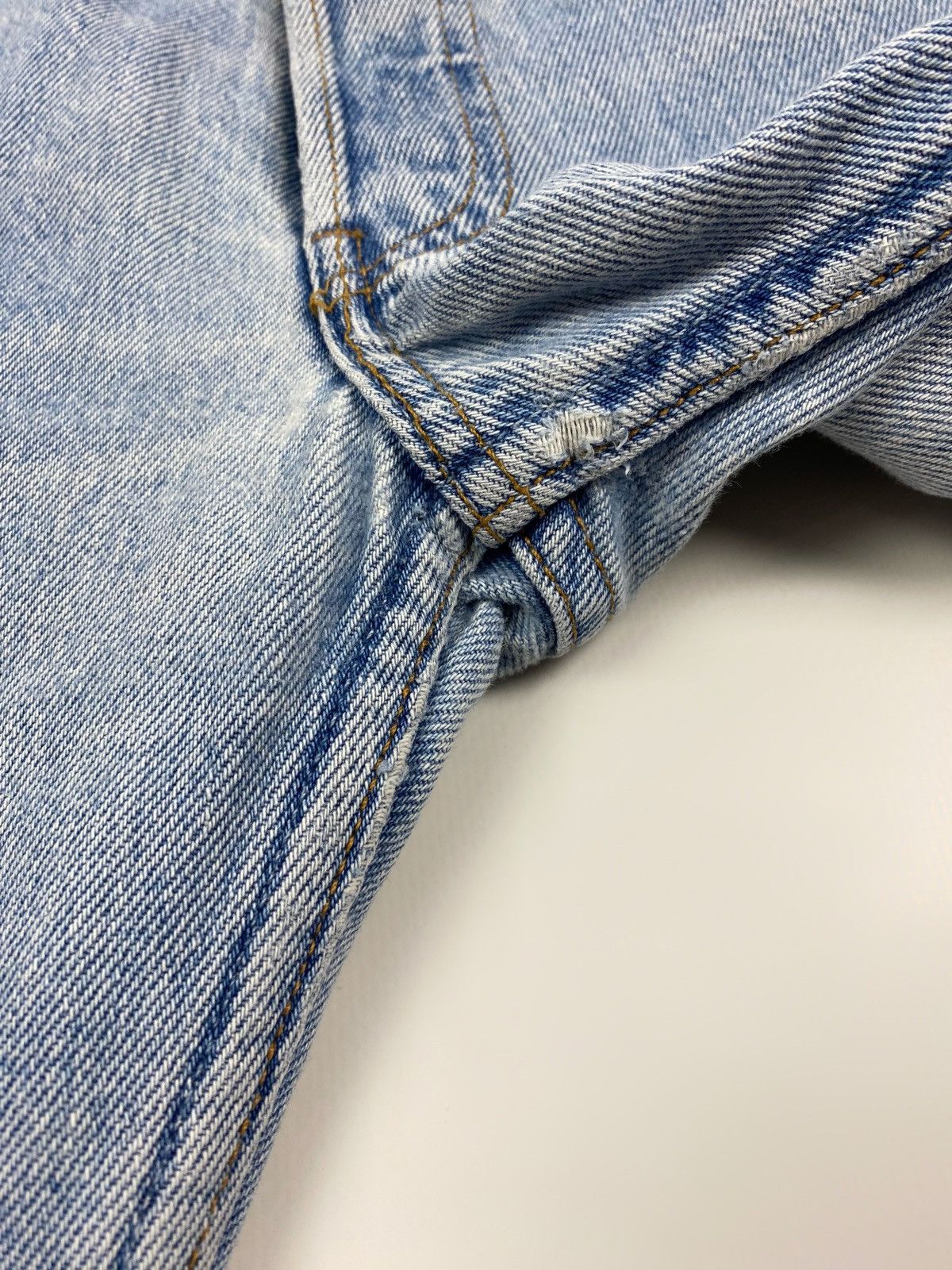 Levi's 2000s Vintage Distressed Levi’s 501 Washed Blue Denim Pants Size US 33 - 7 Thumbnail