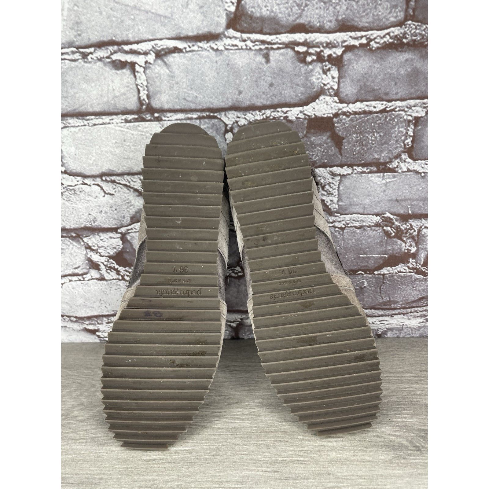 Pedro Garcia Pedro Garcia Silver Satin Gray Suede Lace Up Sneakers Women Size US 6 / IT 36 - 24 Thumbnail