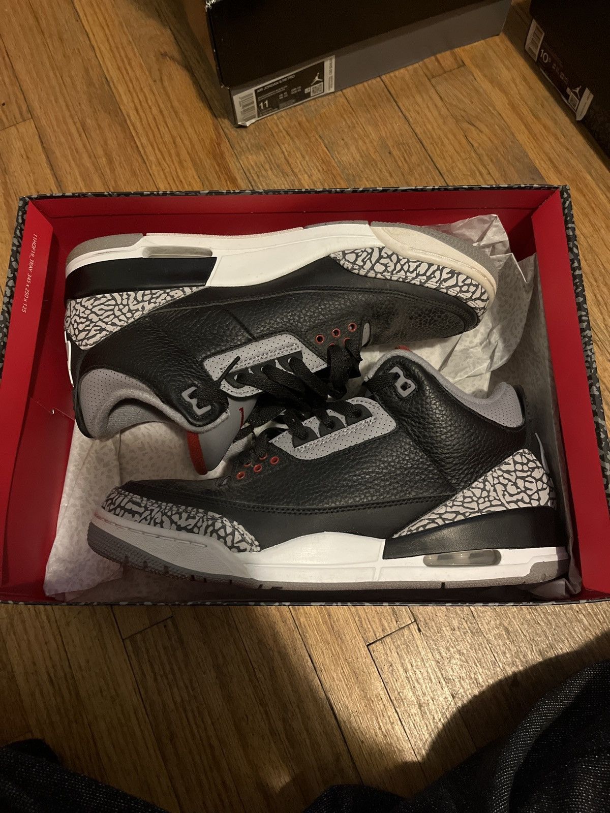 Jordan Brand 2018 Jordan Black Cement 3’s Size US 11 / EU 44 - 2 Thumbnail