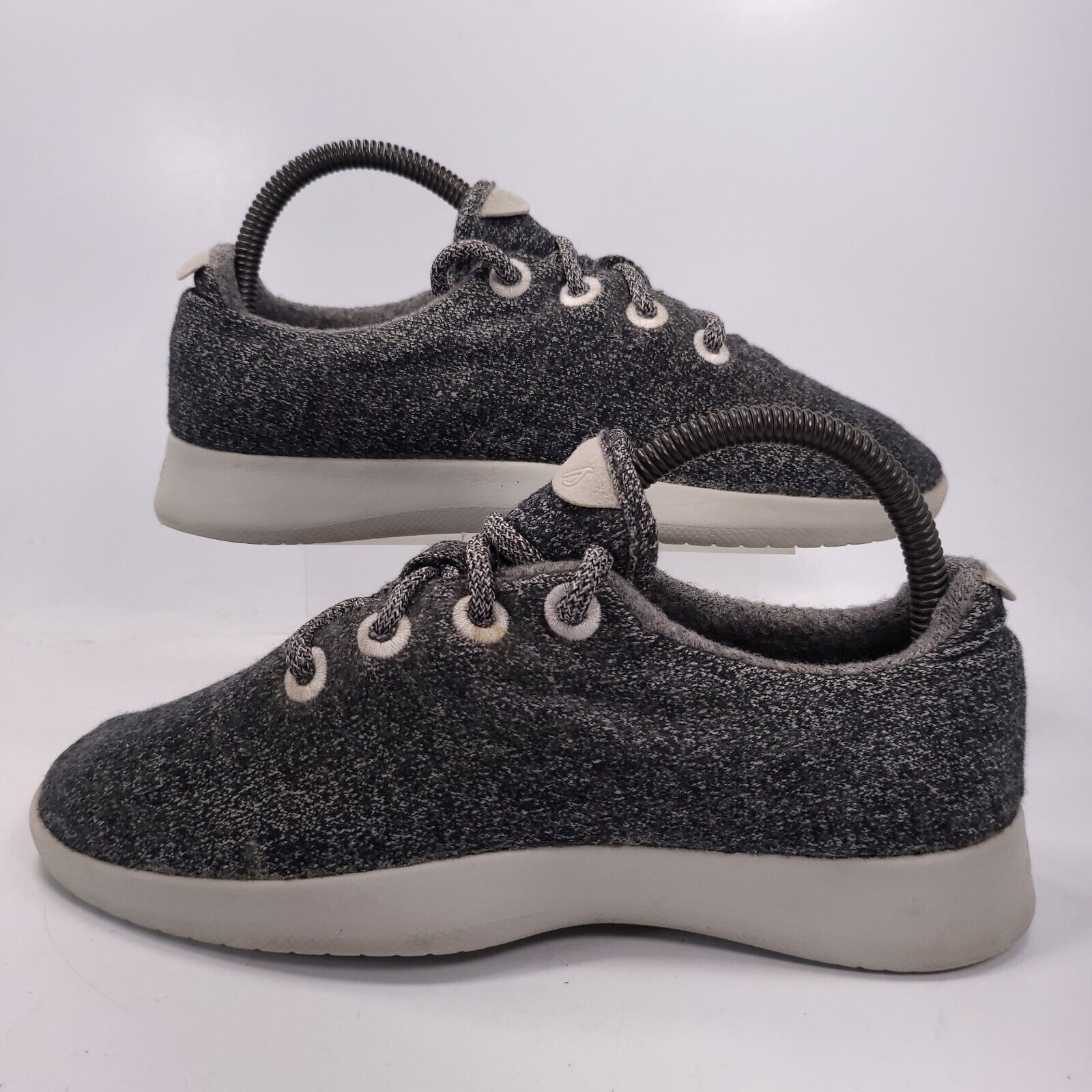 Allbirds Allbirds Wool Runner Athletic Shoe Womens Size 8 Gray White Size US 8 / IT 38 - 5 Thumbnail