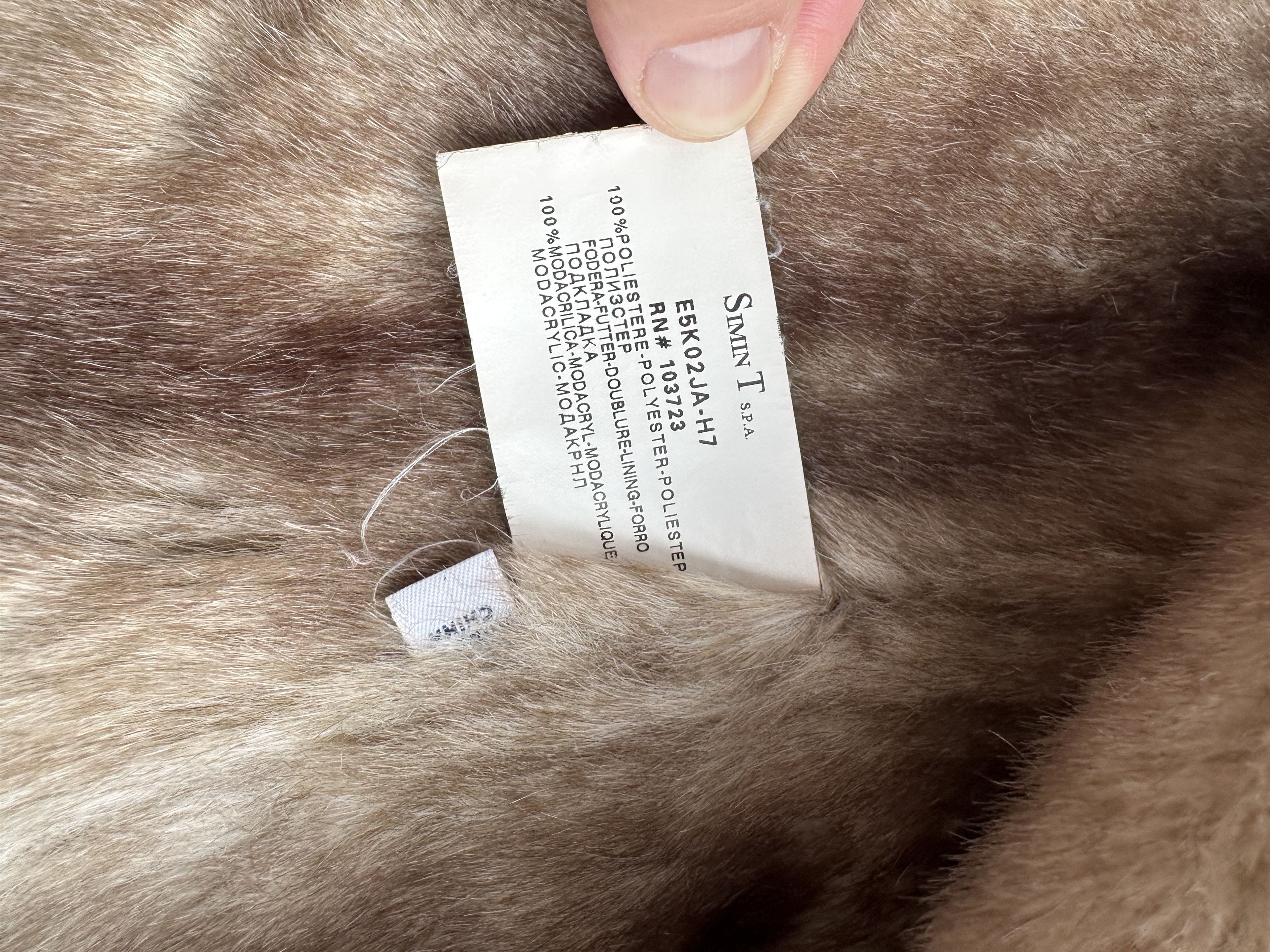 Armani × Japanese Brand × Vintage Vintage Armani Jeans Sheepskin Fur Woman Jacket Size M / US 6-8 / IT 42-44 - 9 Thumbnail