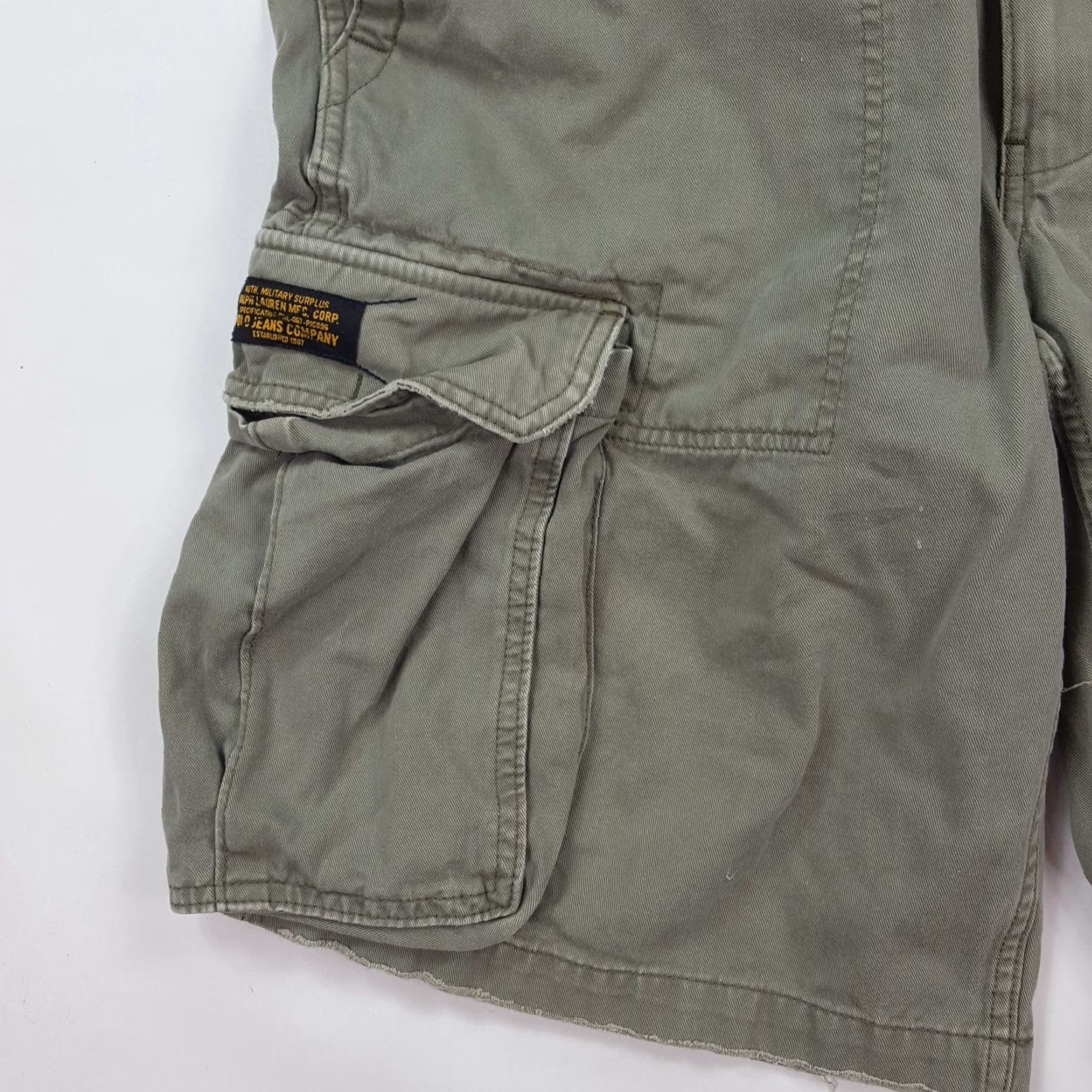 Ralph Lauren VINTAGE Polo Ralph Lauren Military Cargo Shorts Men 38 Green Army 90s Distressed Canvas Cargo Pockets Relaxed Casual Size US M / EU 48-50 / 2 - 5 Thumbnail