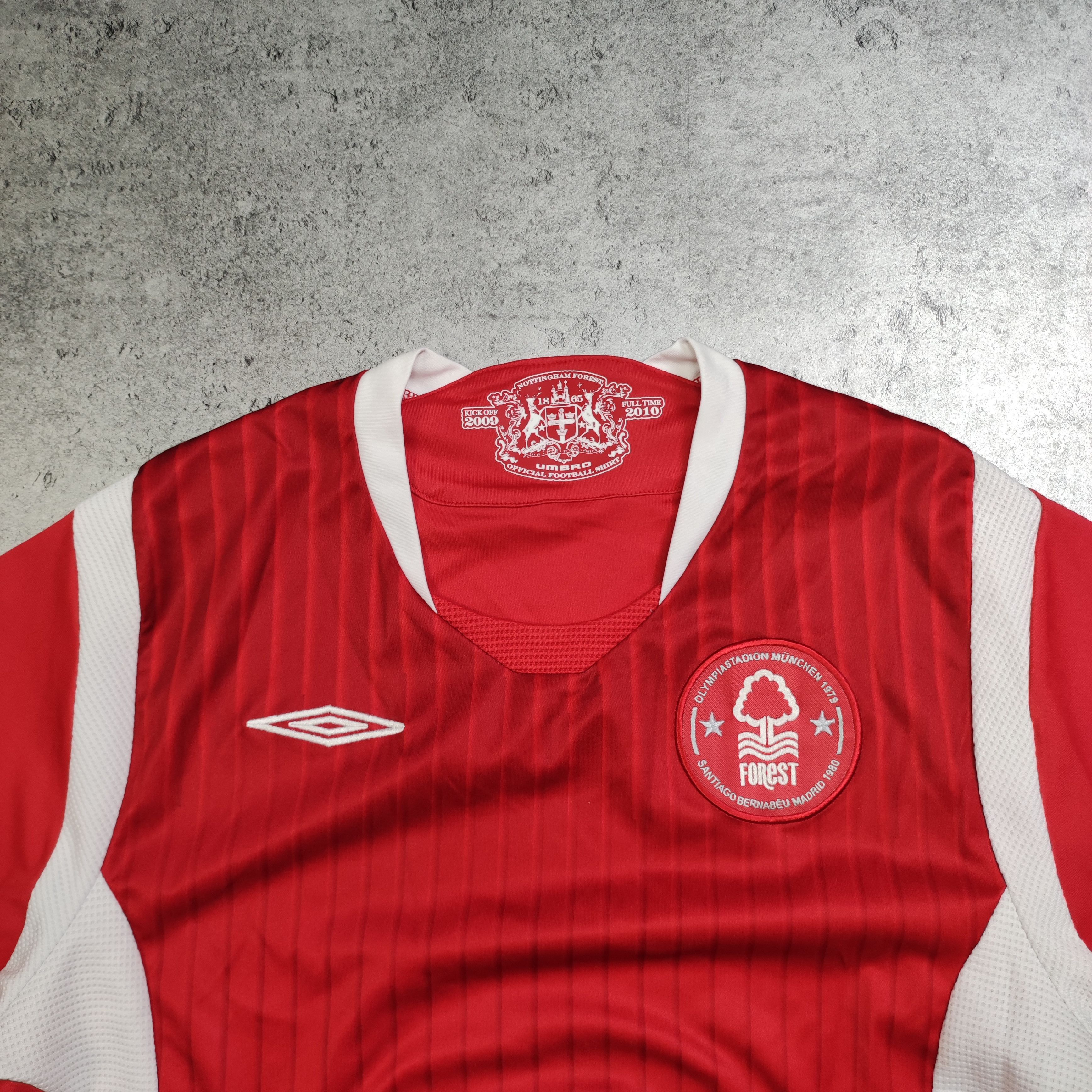 Vintage RARE Vintage Umbro x Notthingam Forest Football Home Jersey Size US S / EU 44-46 / 1 - 4 Thumbnail