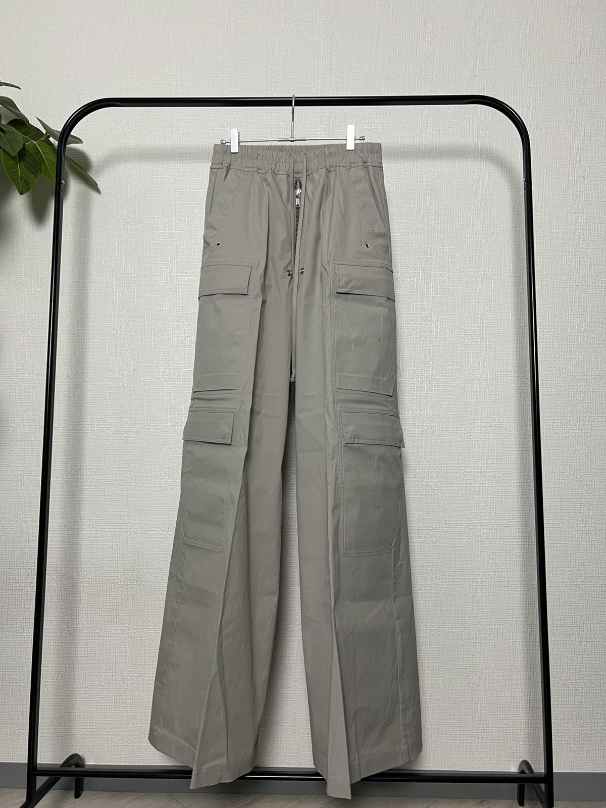 Rick Owens × Rick Owens Drkshdw Rick owens cargo belas TE PEARL RU01D3339 46  wide geth | Grailed