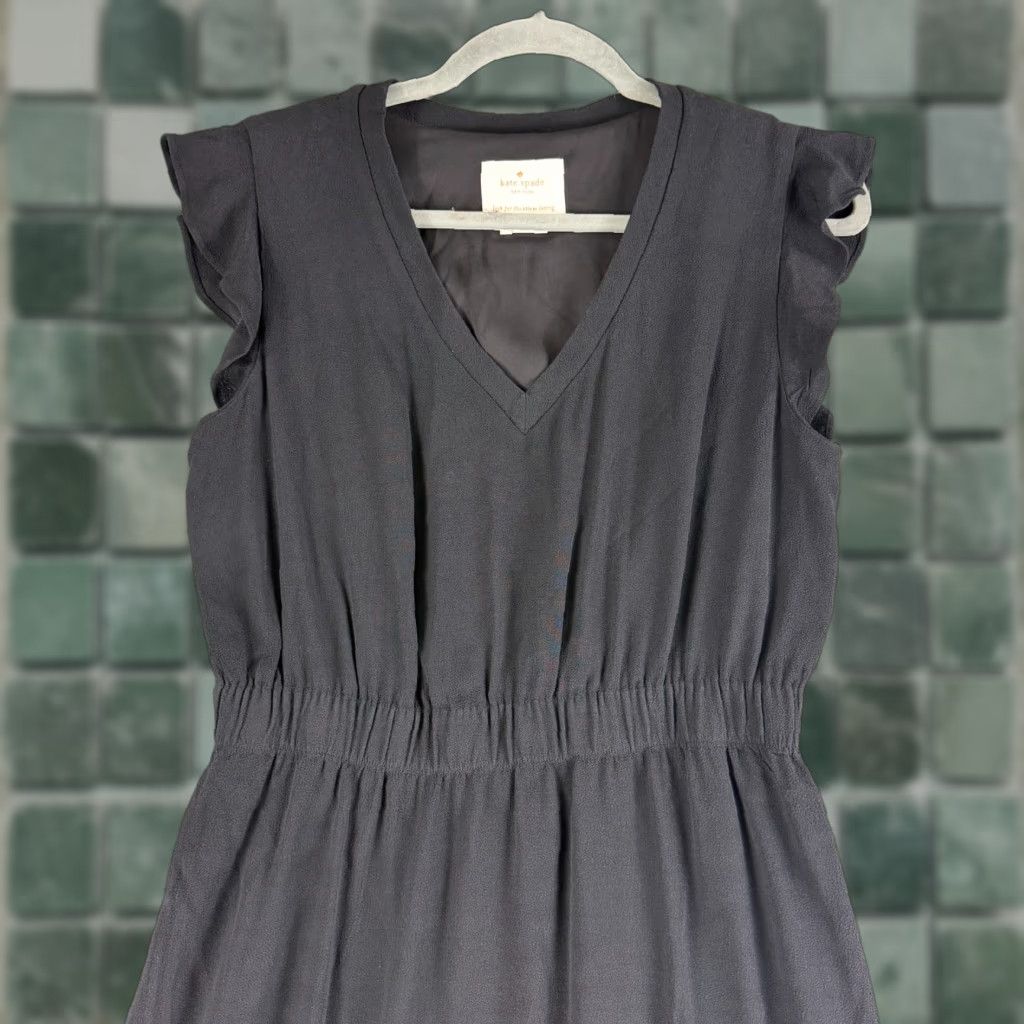 Vintage Kate Spade New York Mini Dress Black V-Neck Ruffle Sleeve 8 Womens/Size 8 Short Sleeve Crepe Fluid Pattern: Solid Size M / US 6-8 / IT 42-44 - 1 Thumbnail