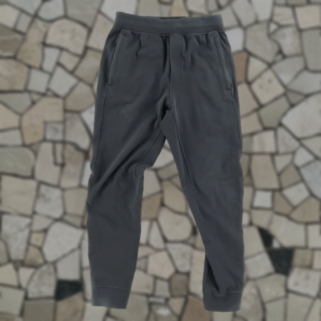 Lululemon Lululemon Sojourn Jersey Polyester Knit Jogger Pants Charcoal Men's S Size US S / EU 44-46 / 1 - 1 Thumbnail
