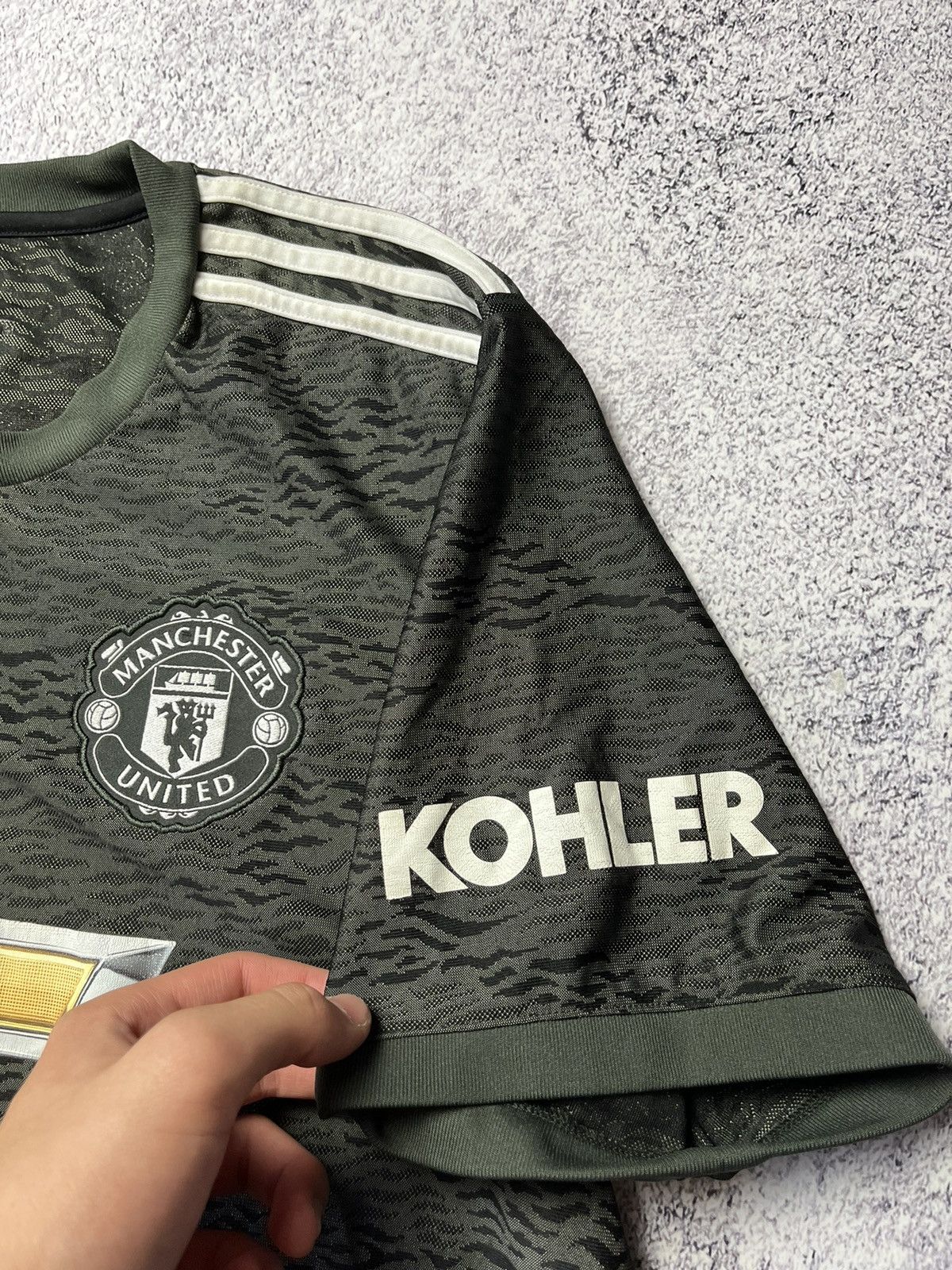 Adidas MANCHESTER UNITED 2020 2021 AWAY FOOTBALL SOCCER JERSEY Size US XL / EU 56 / 4 - 9 Thumbnail