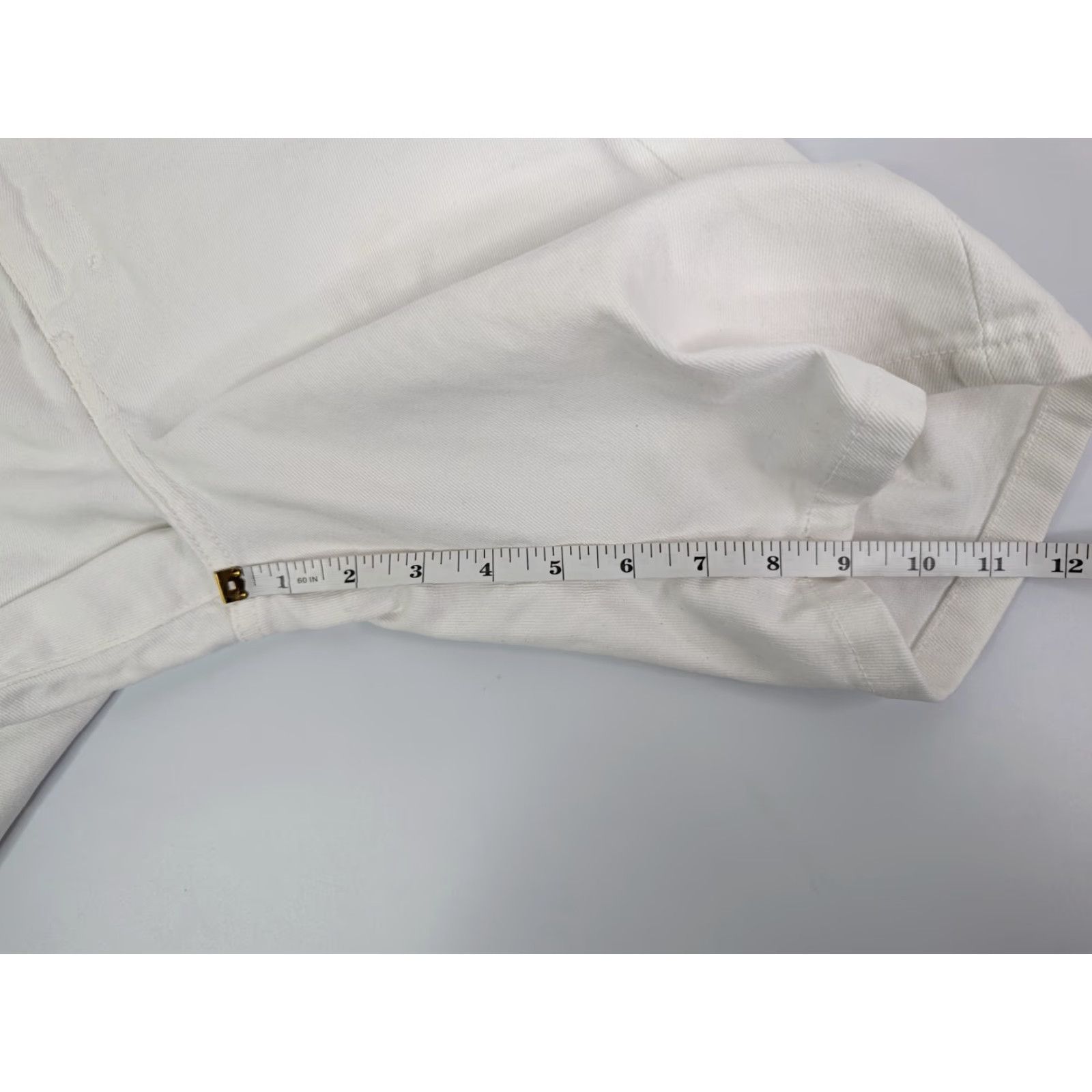Zara Zara Jeans Shorts Men’s 30 White Denim Flat Front Cotton 5-Pocket Regular Front Zip Button Logo Embroidered Size US 30 / EU 46 - 3 Thumbnail