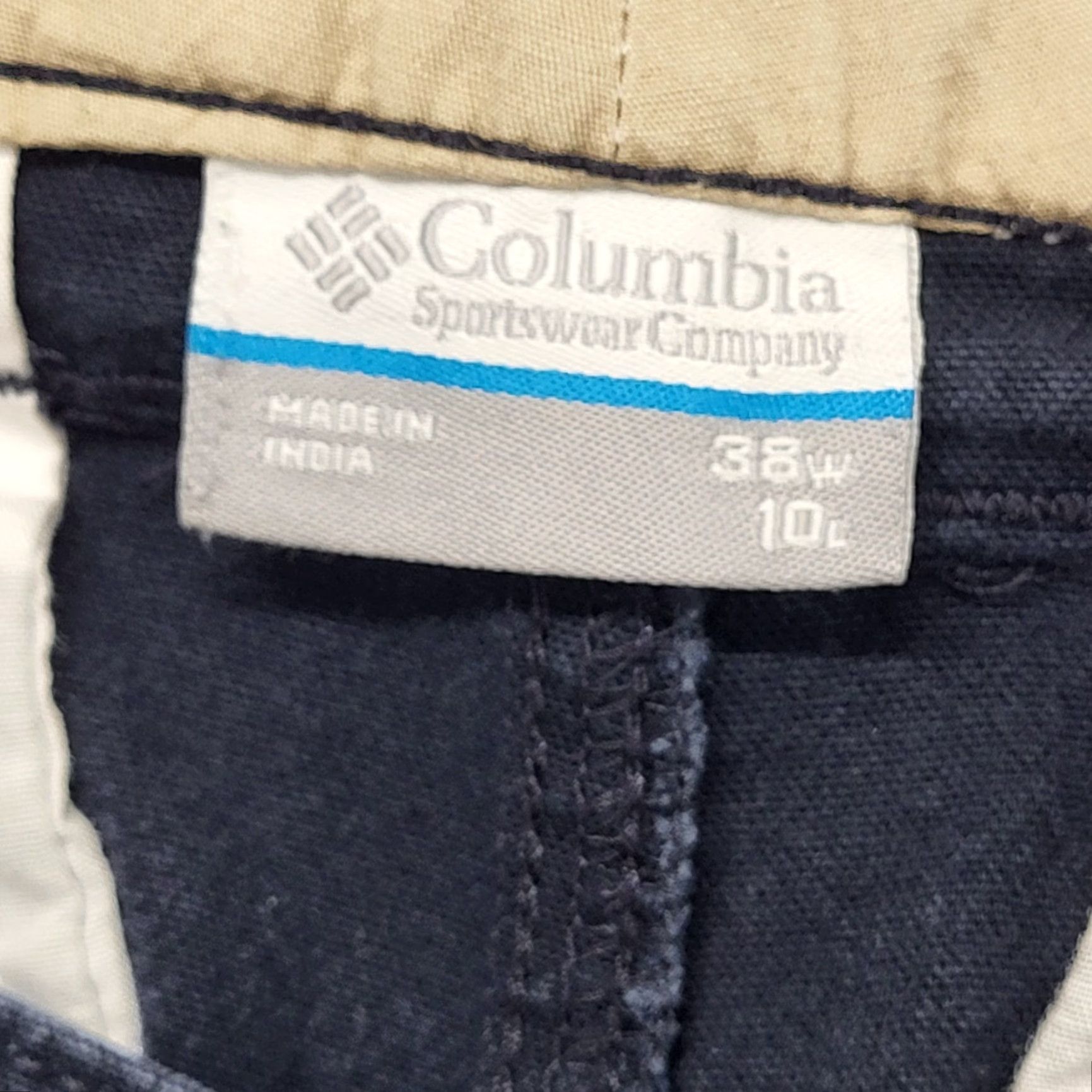 Vintage Columbia Shorts Men 38 Navy Blue Multi Pocket Utility Golf Sportswear Casual Chino Regular with Pockets Mens Size US 38 / EU 54 - 2 Thumbnail