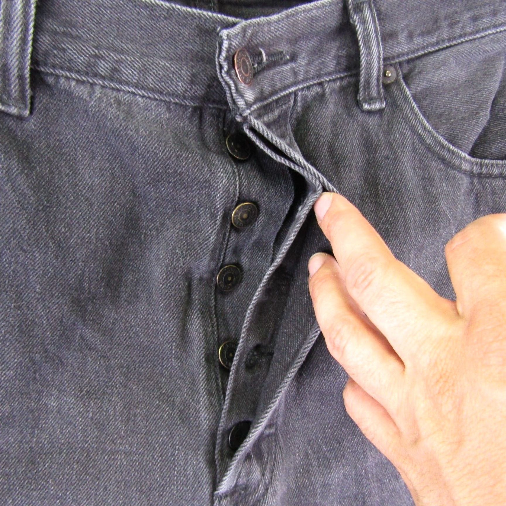 Levi's Levi's 501 Jeans Mens 38x32 Black Denim Button Fly Classic Fit Straight Size US 36 / EU 52 - 4 Thumbnail