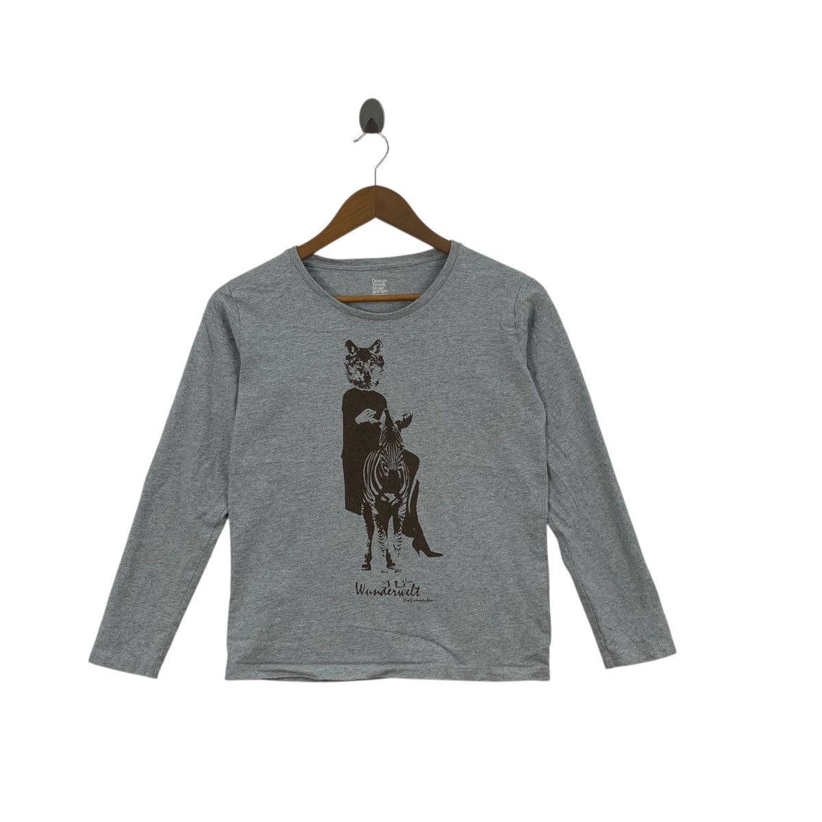 Other GRANIPH WOLF ZEBRA Anime Illustration Fairy Tales Tee Shirt Size S / US 4 / IT 40 - 1 Thumbnail
