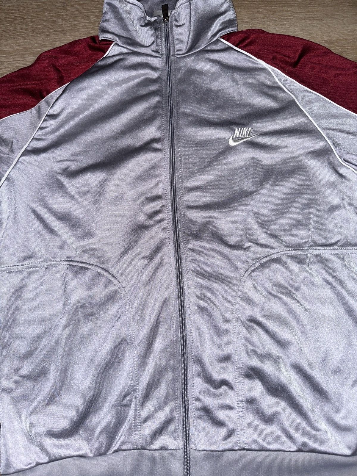 Nike Vintage Nike Grey and Burgundy Track Jacket Size US L / EU 52-54 / 3 - 3 Thumbnail