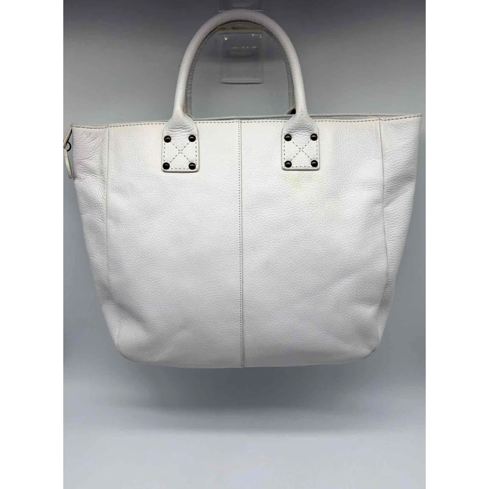 Gap Gap White Pebbled Tote Bag Pre-Owned Tote Size ONE SIZE - 2 Thumbnail