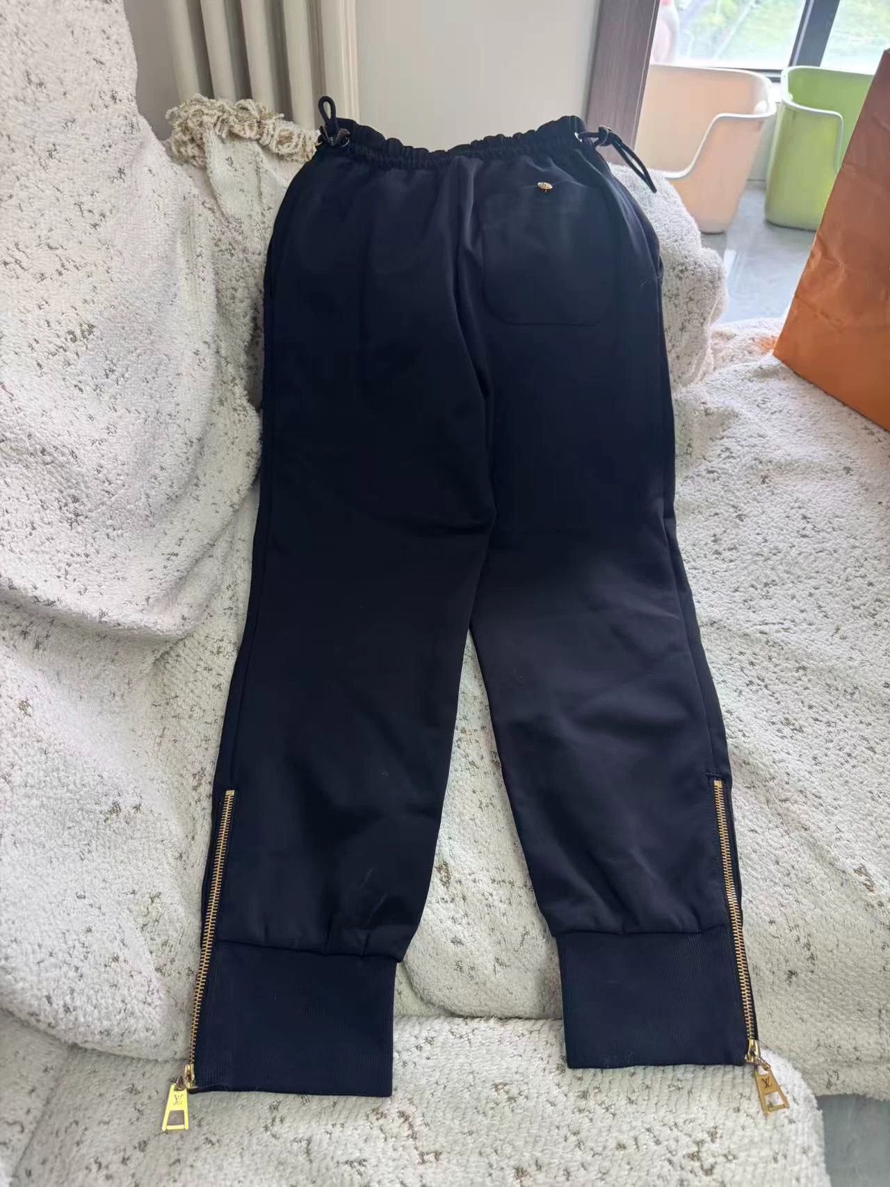 Louis Vuitton LV Casual Pants Comfortable Fabric Size 25" / US 0 / IT 36 - 2 Thumbnail