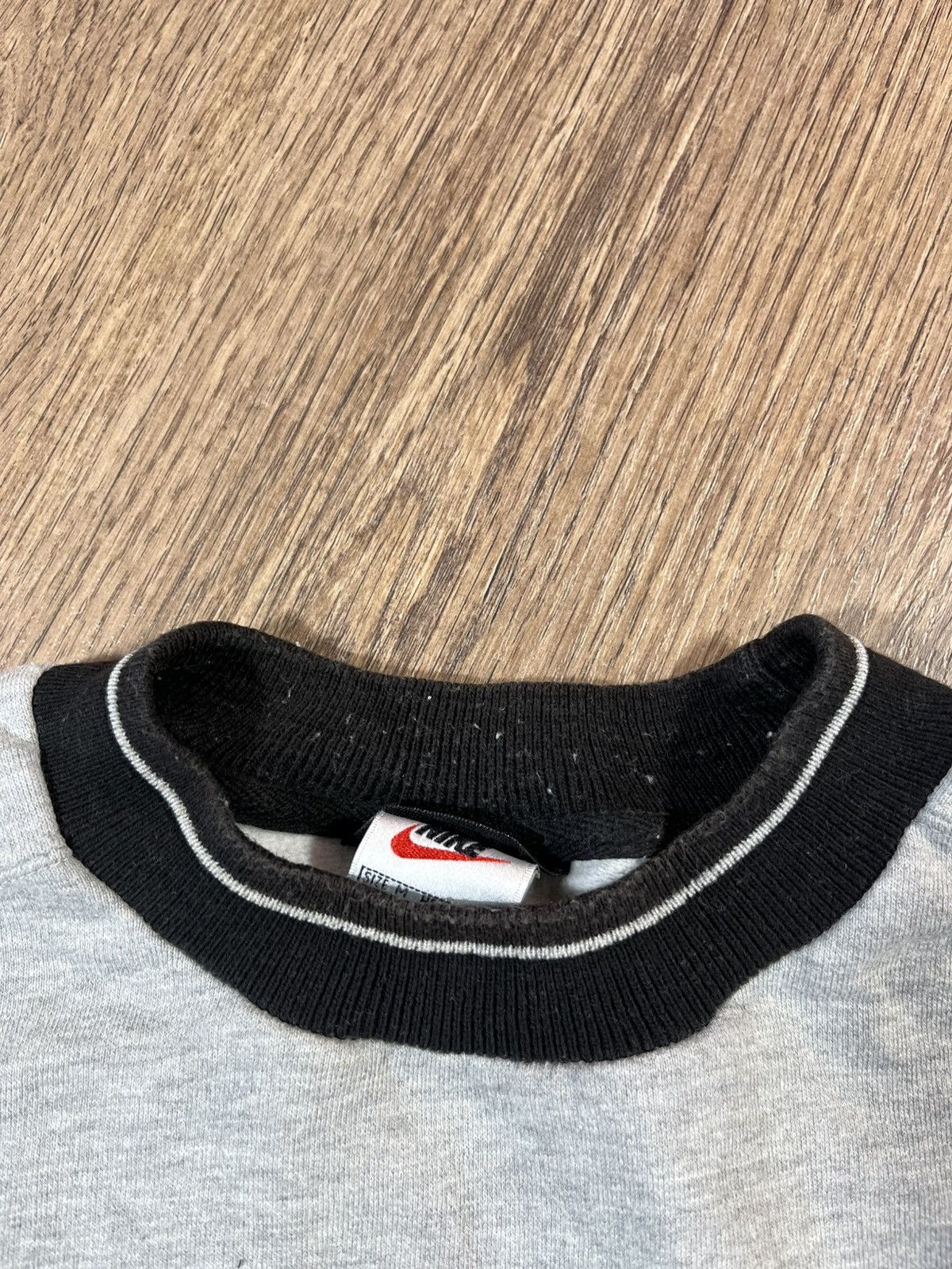 Nike Vintage Nike Sweatshirt Swoosh Big Logo Size US M / EU 48-50 / 2 - 9 Thumbnail