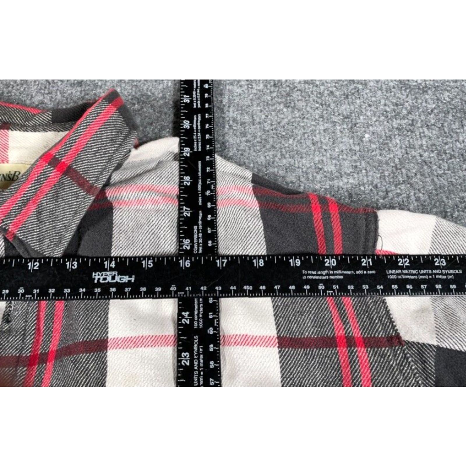 Vintage VINTAGE St. John's Bay Heavyweight Flannel Shirt Adult 2XL Long Sleeve Collared Casual Workwear Gray Red Black Plaid 90s Grunge Mens Size US XXL / EU 58 / 5 - 5 Thumbnail
