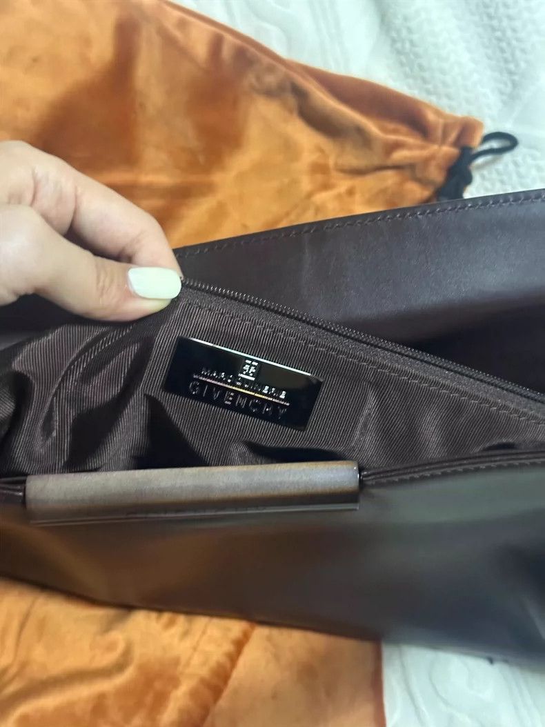 Givenchy Givenchy Number Seven Handheld Shoulder Bag Extremely Rare Size ONE SIZE - 8 Thumbnail