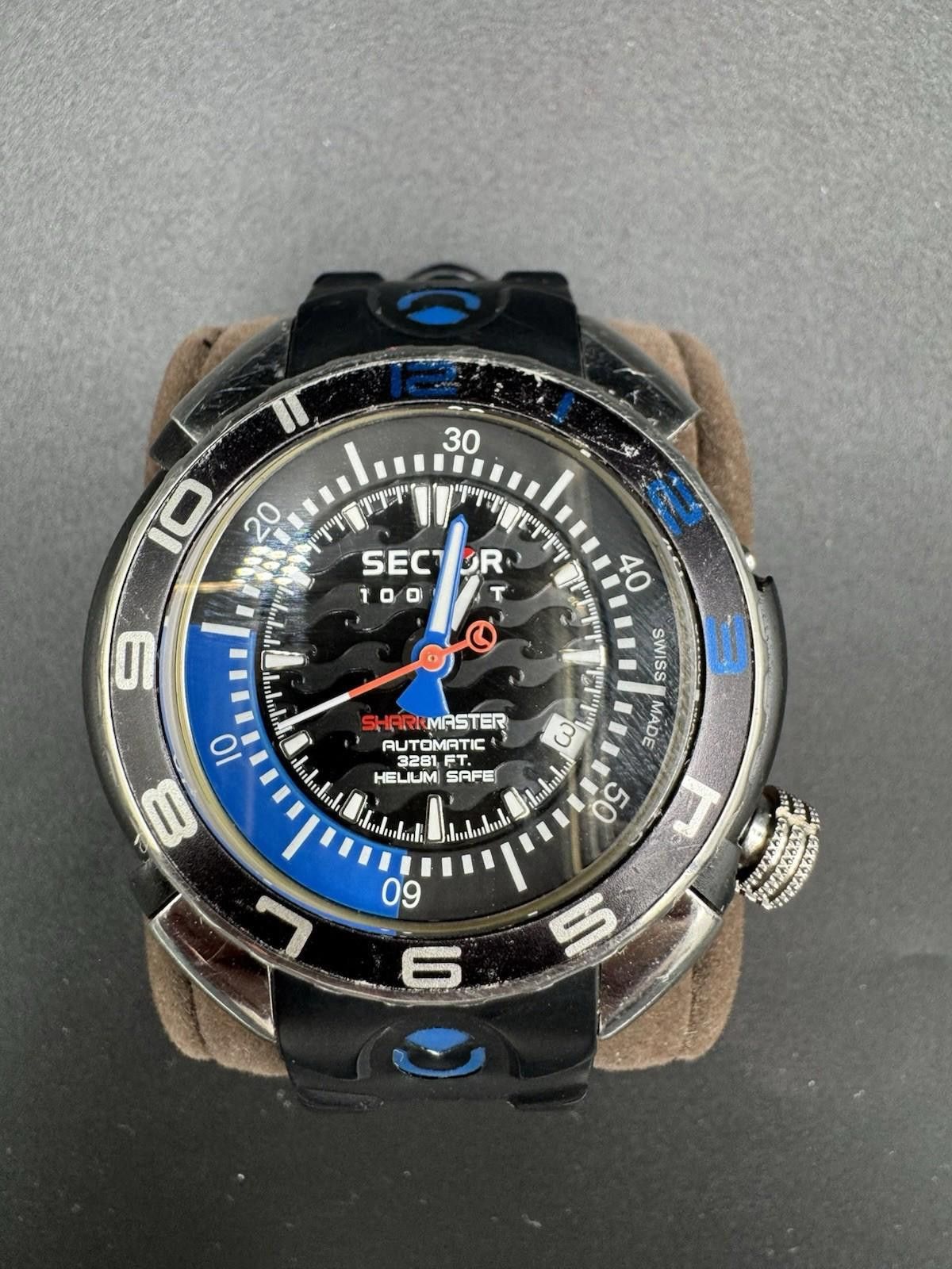 Sector Shark Master 1000 MT No Limits Diver ETA 25J Auto + 3