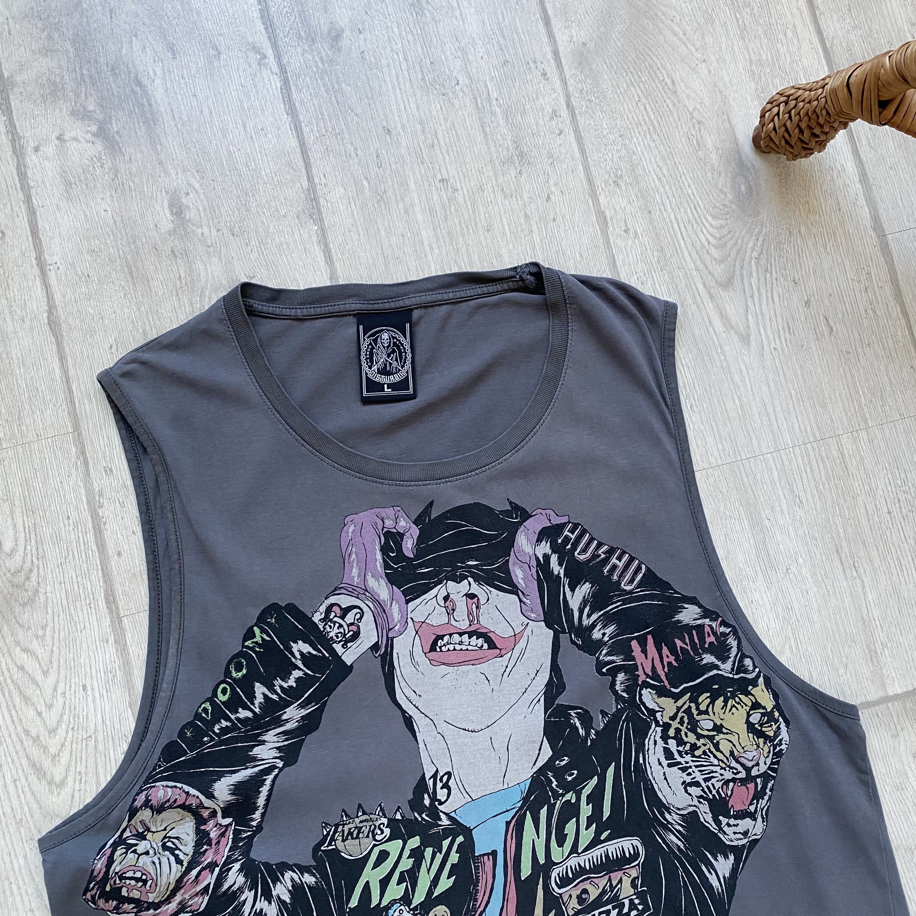 Band Tees Vintage Disturbia Jocker Style Rock Tee skull skategang Size US L / EU 52-54 / 3 - 3 Thumbnail