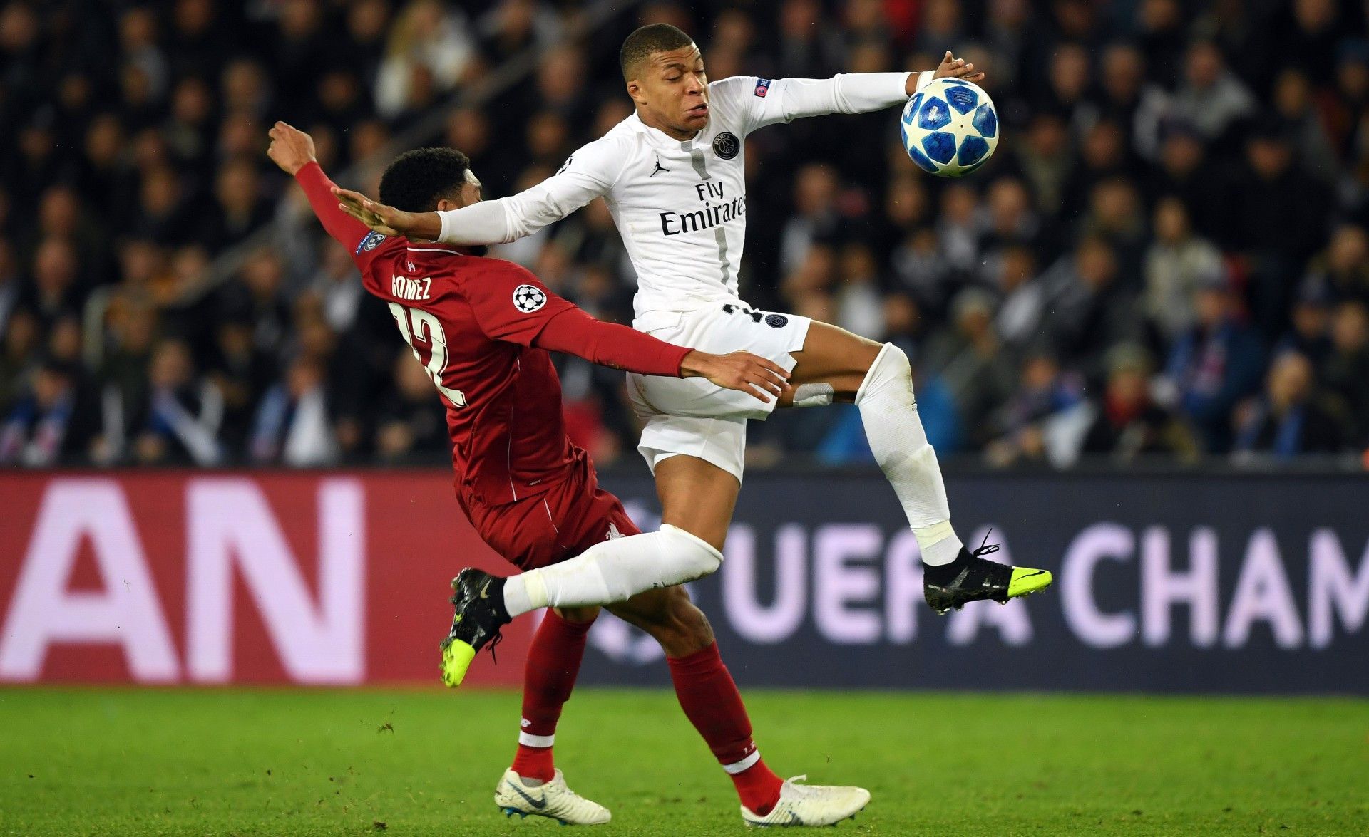 Jordan Brand Nike Jordan X PSG 2019 Mbappe #7 Away Jersey Size Small BNWT Size US S / EU 44-46 / 1 - 9 Thumbnail