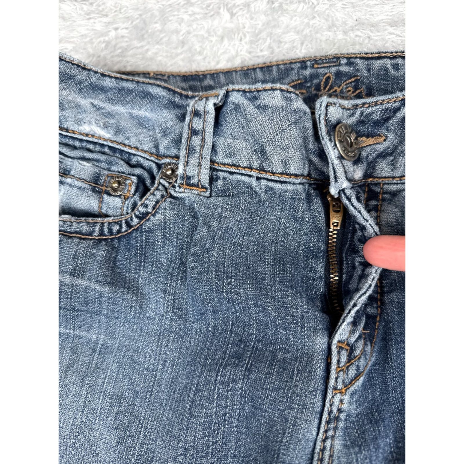 Silver Jeans Co. Silver Jeans Suki Womens Jeans Bootcut 30x29 Blue Denim Distressed Cotton Regular 5-Pocket Pocket Style MId Rise - Silver Jeans Size 30" / US 8 / IT 44 - 5 Thumbnail
