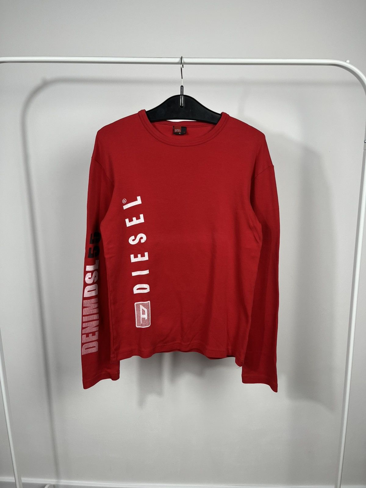 Diesel Diesel Mens Red Long Sleeve Logo Shirt XL Casual Streetwear Size US XL / EU 56 / 4 - 1 Thumbnail