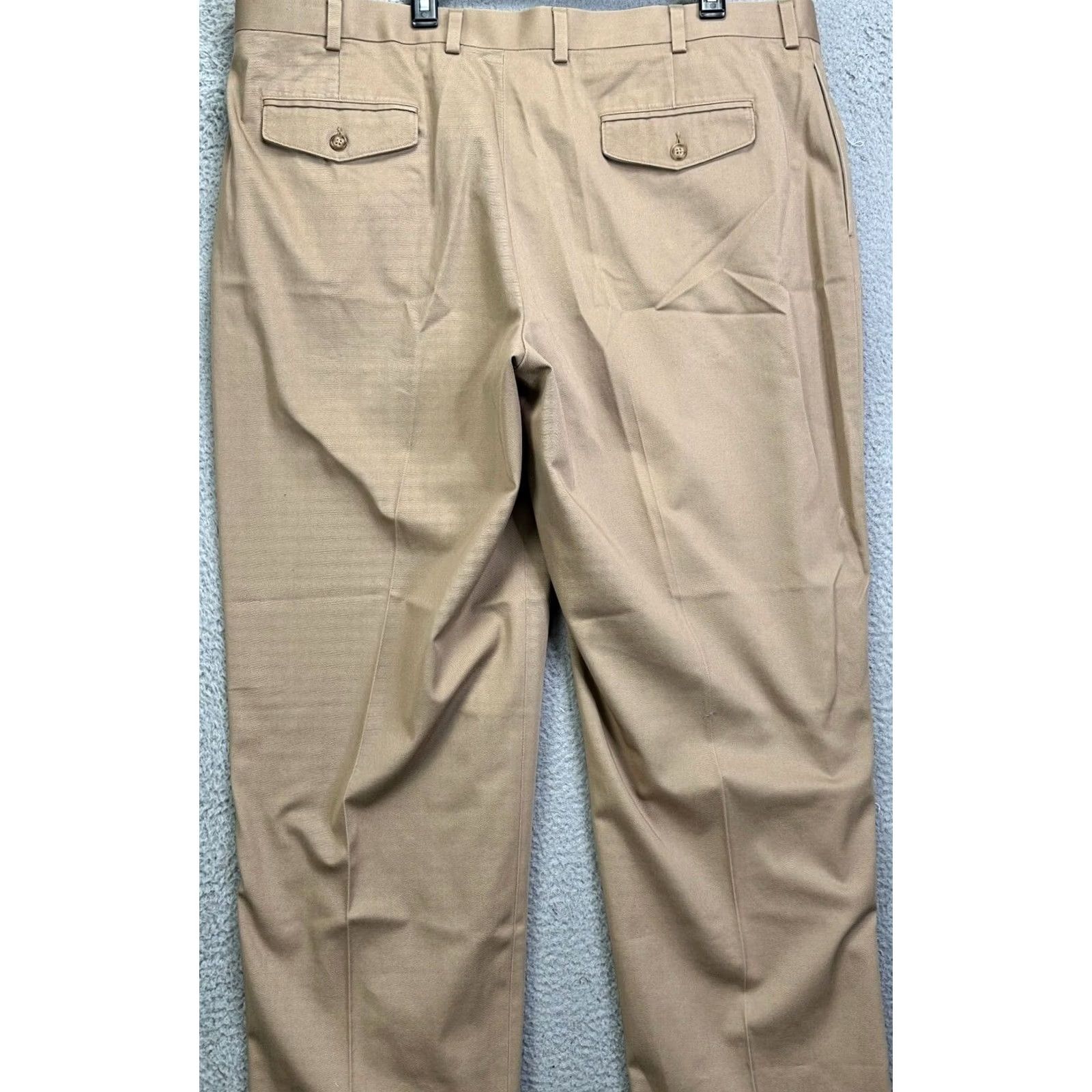 Vintage L.L. Bean Pants Mens 44 Tan Dress Chinos Natural Fit Flat Front Flap Pockets NEW Mens 44 Tan Chinos Flat Front Size US 44 / EU 60 - 3 Thumbnail