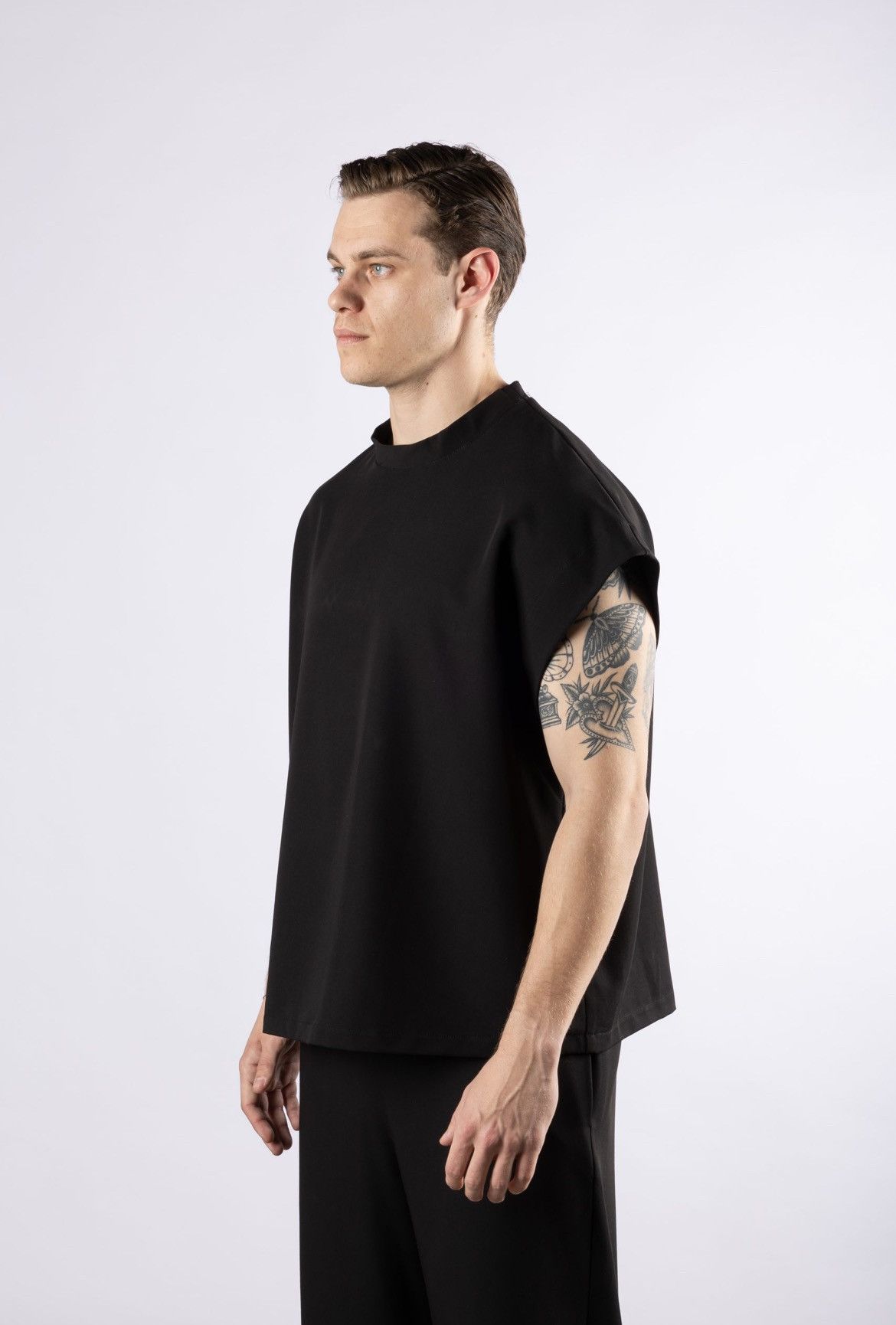 Other Not a common box tank top - black (One Size - M/L) Size US M / EU 48-50 / 2 - 7 Thumbnail