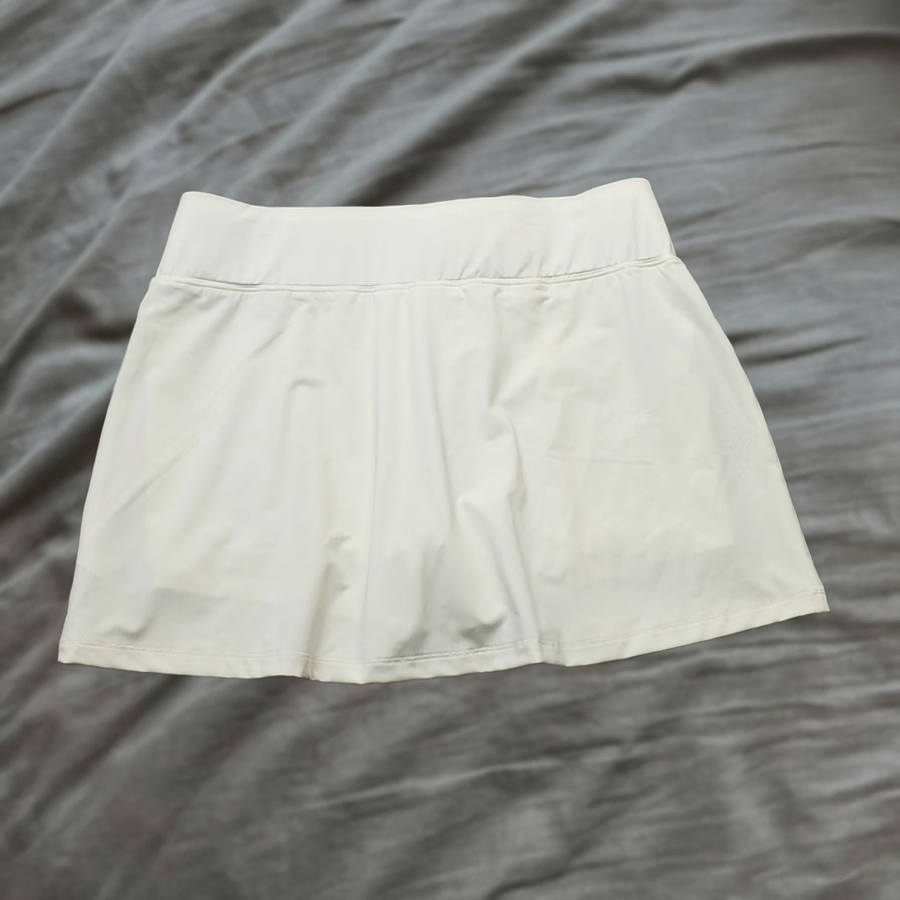 Prince Prince Tennis Performance Skort Women L White Athletic Elastic Waist Pull On Size ONE SIZE - 1 Thumbnail