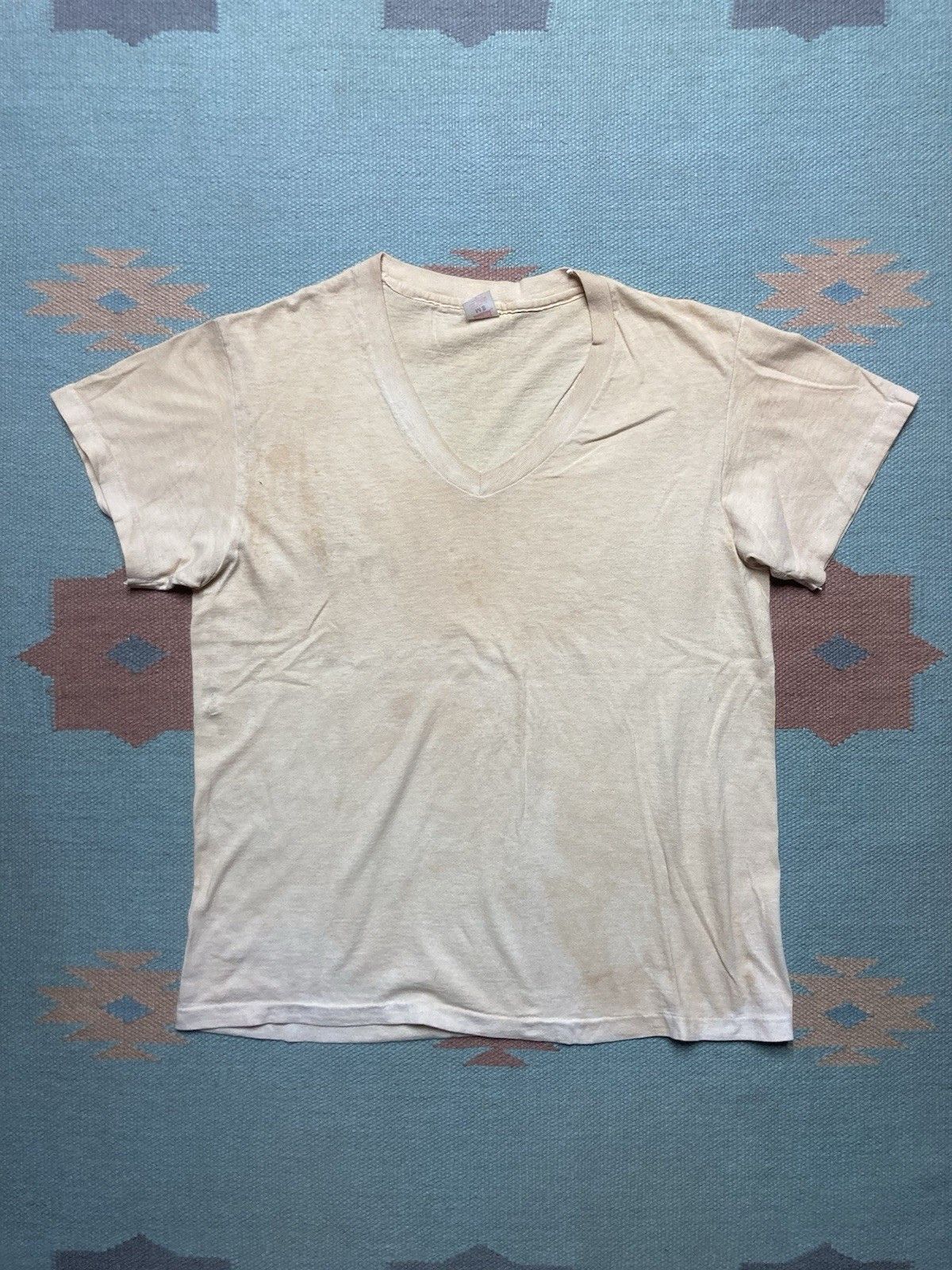 Hanes × Vintage 80s blank white t shirt Hanes v neck soft grunge cotton M Size US M / EU 48-50 / 2 - 1 Thumbnail